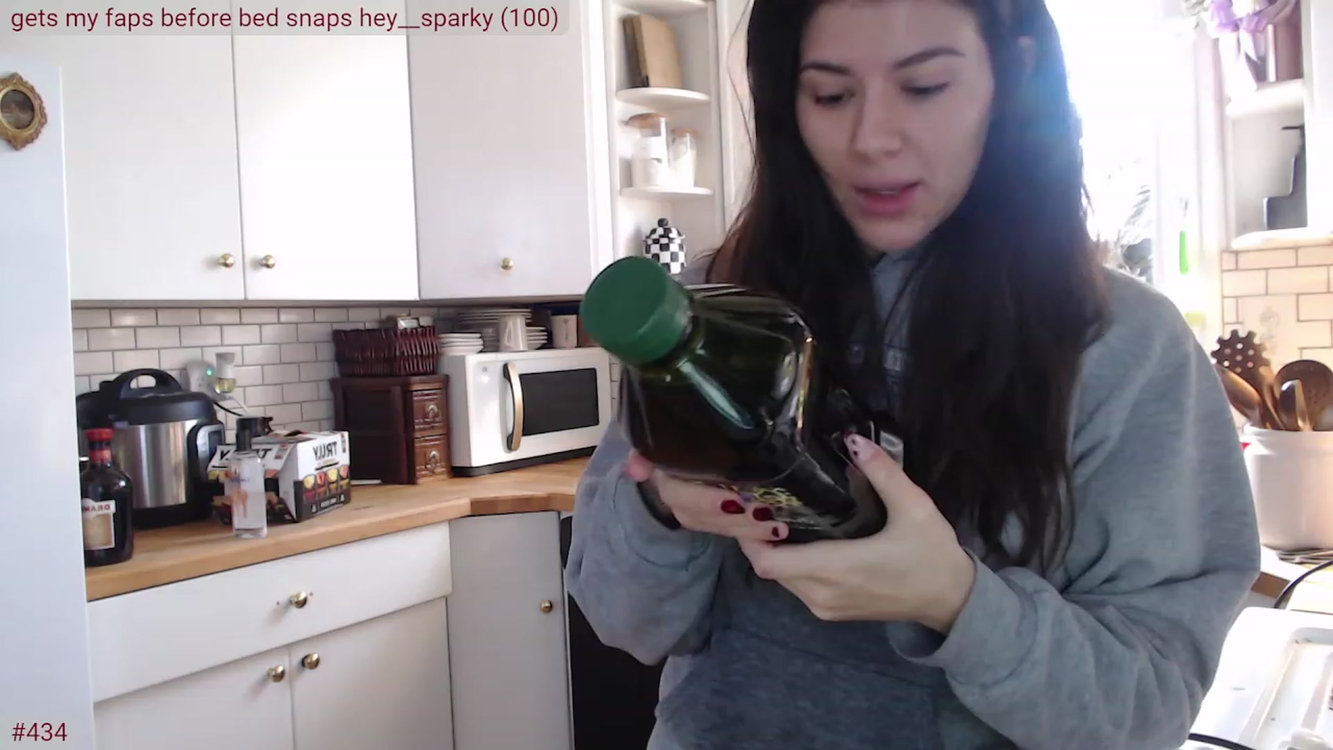 Gallery image thumbnail from AKEWYEAR's myfreecams stream on, 02/18/2024, 16:03 image 6 of 20