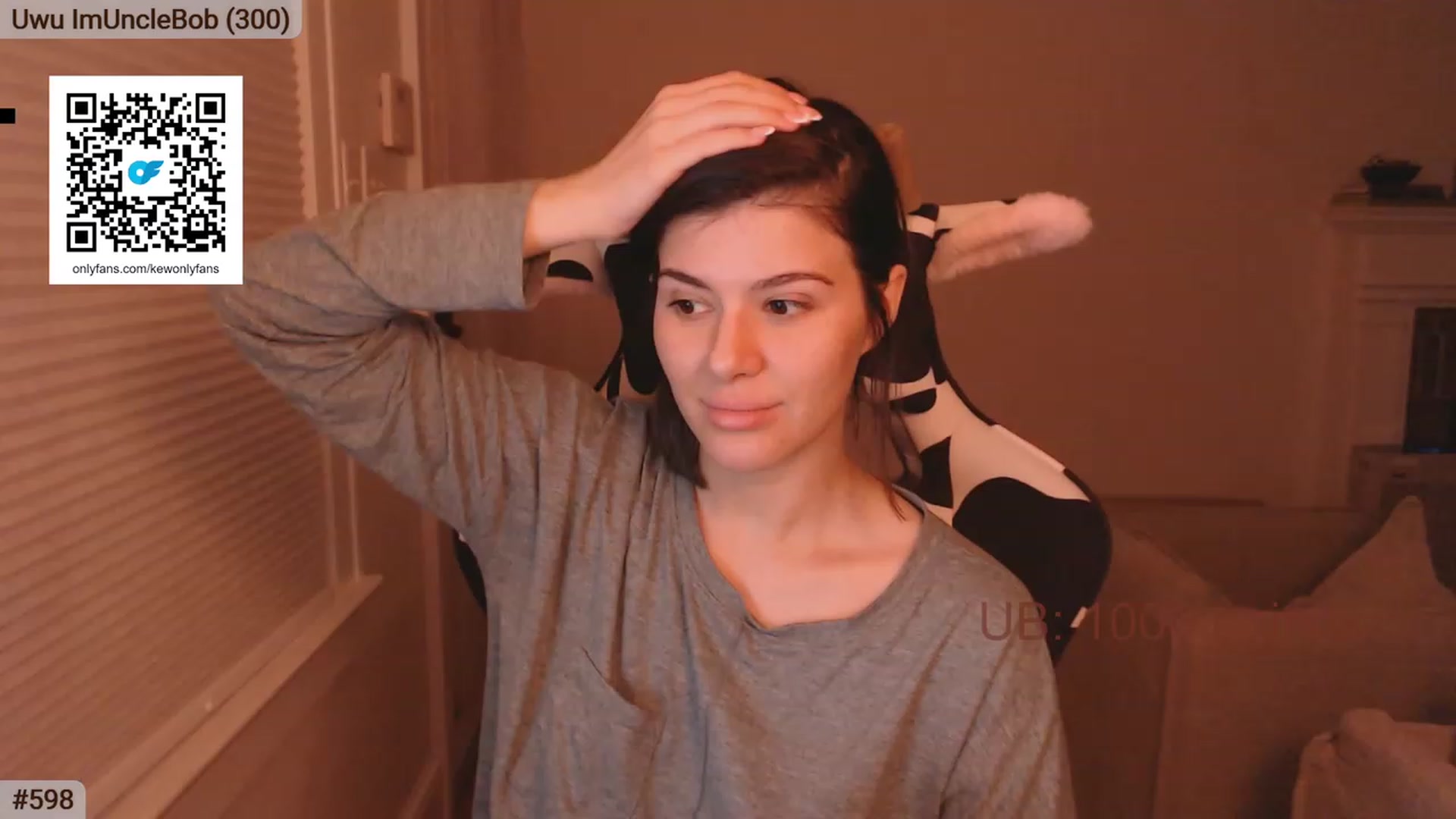 Gallery image thumbnail from AKEWYEAR777's myfreecams stream on, 03/17/2024, 24:54 image 13 of 20