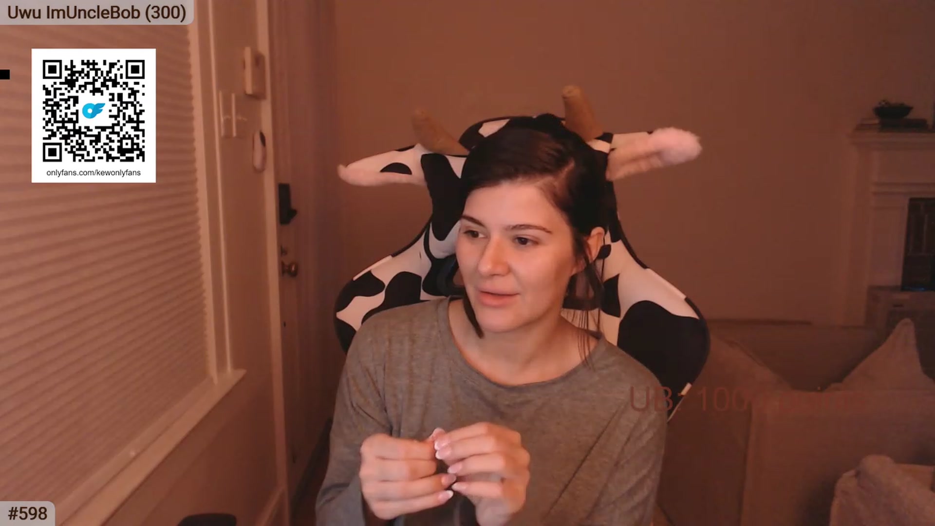 Gallery image thumbnail from AKEWYEAR777's myfreecams stream on, 03/17/2024, 24:54 image 10 of 20