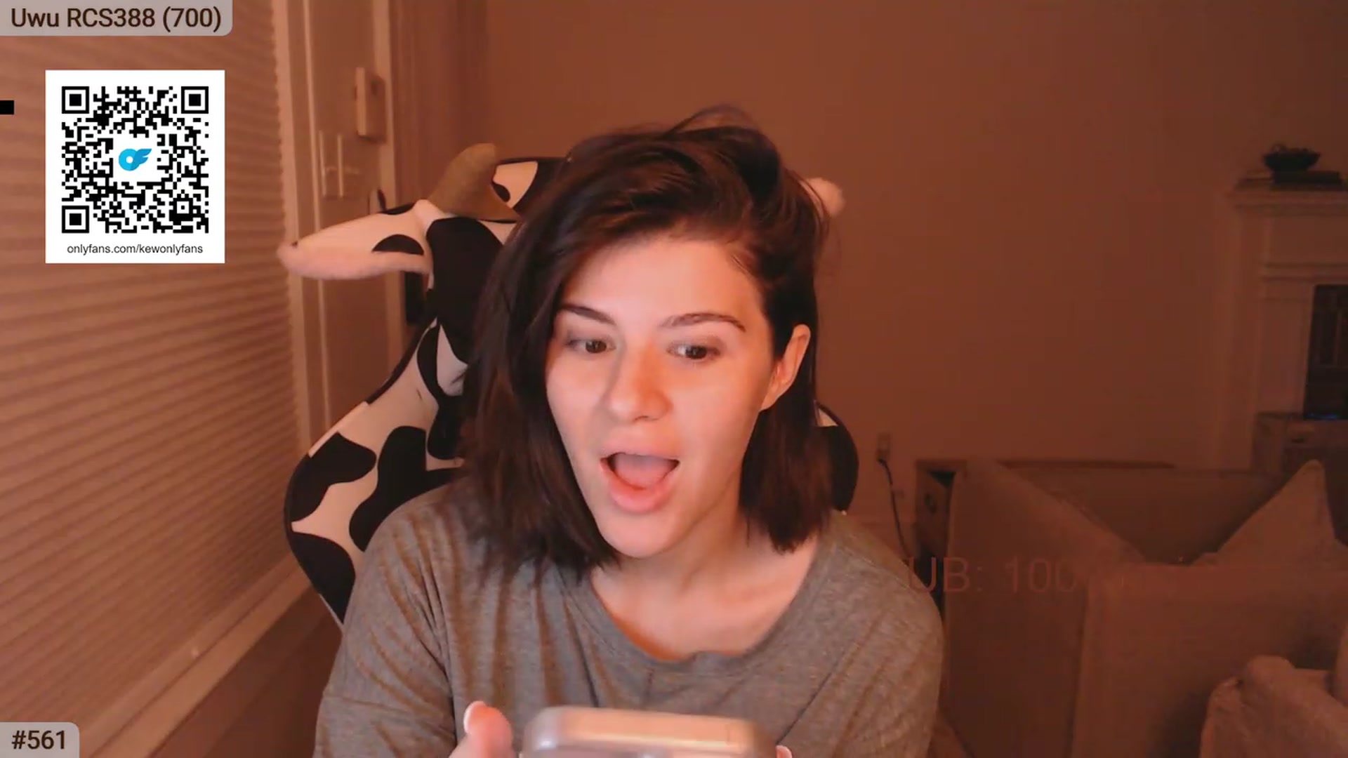 Gallery image thumbnail from AKEWYEAR777's myfreecams stream on, 03/17/2024, 24:54 image 20 of 20