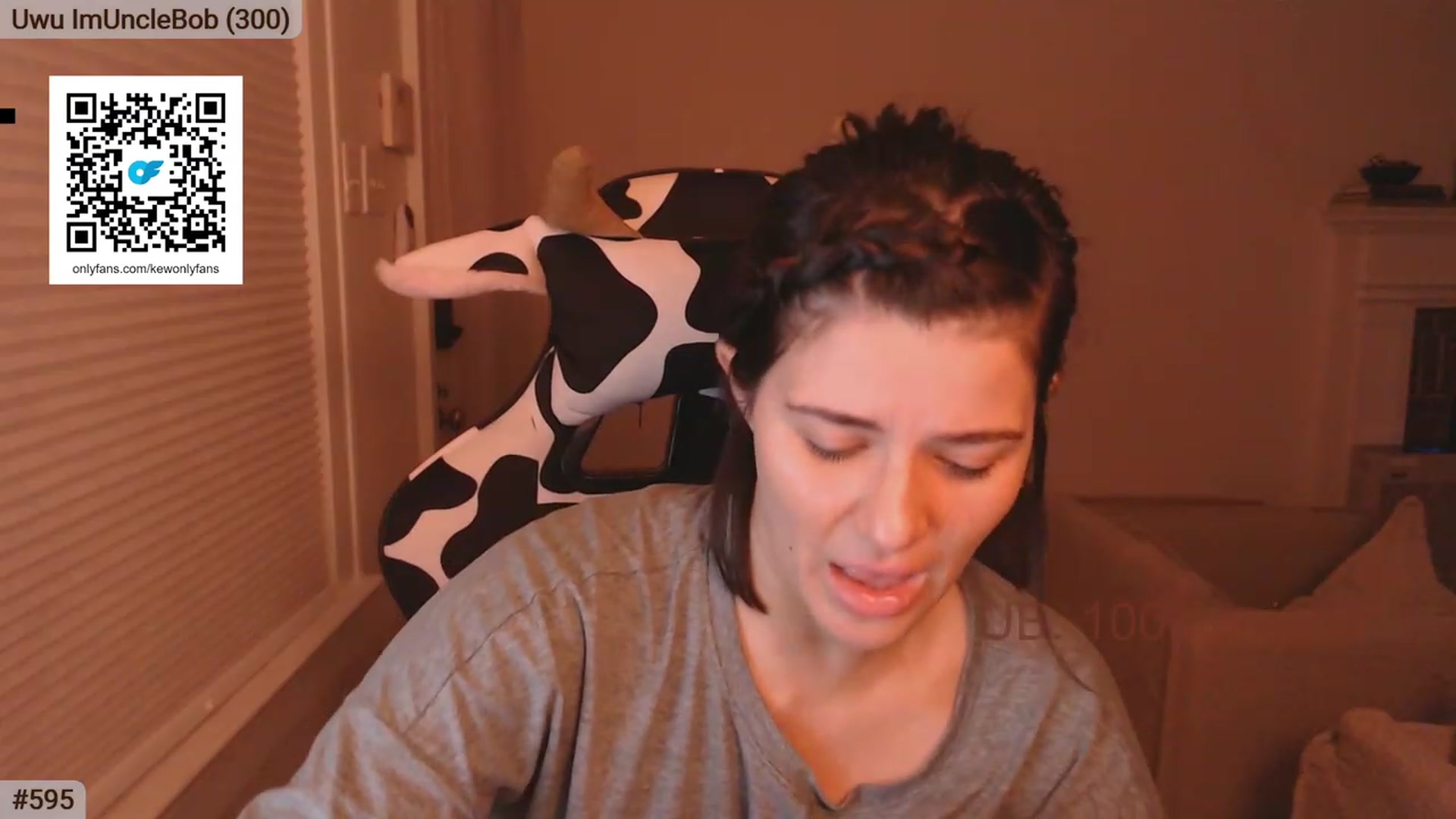 Gallery image thumbnail from AKEWYEAR777's myfreecams stream on, 03/17/2024, 24:54 image 14 of 20