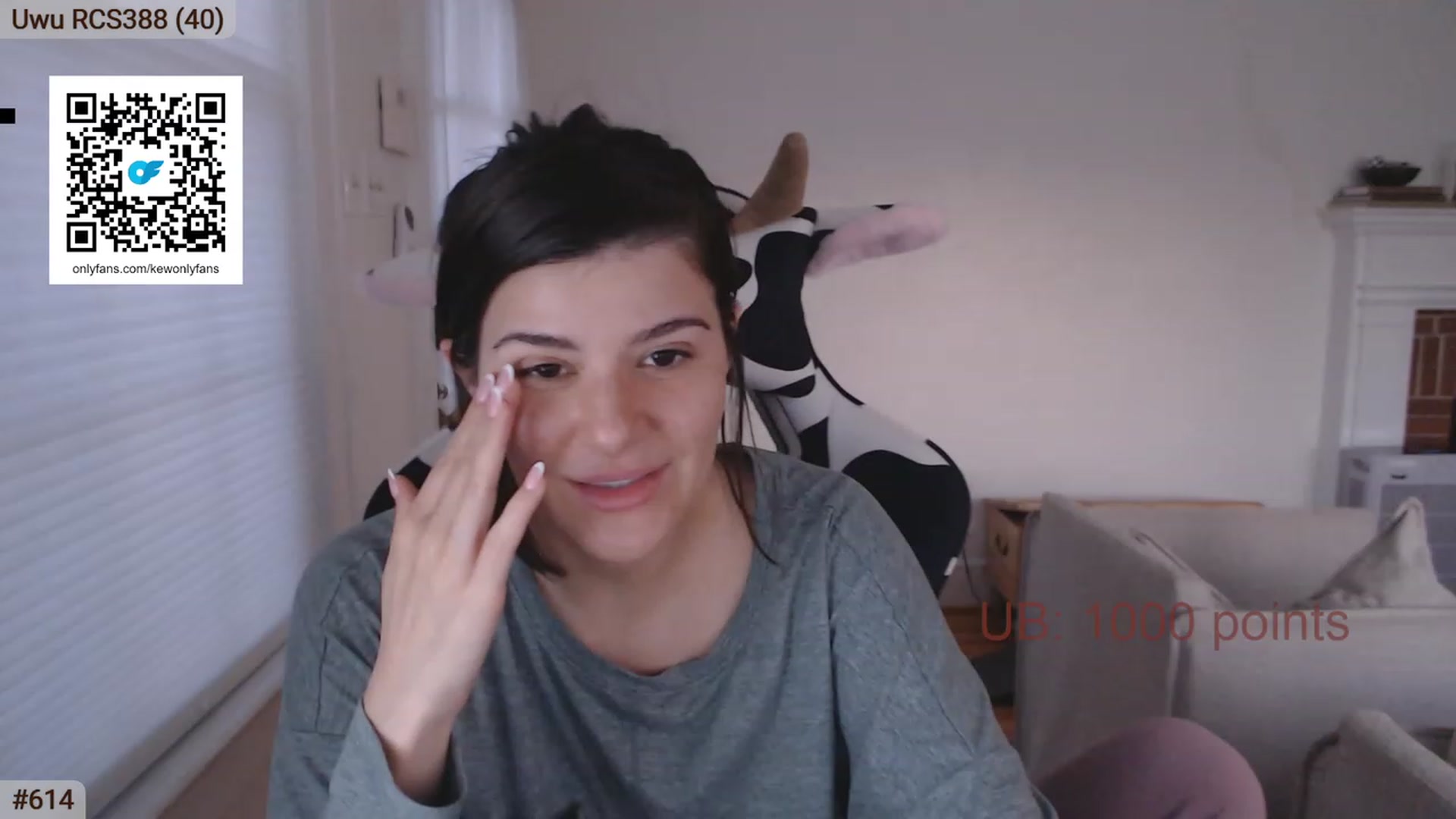 Gallery image thumbnail from AKEWYEAR777's myfreecams stream on, 03/17/2024, 24:54 image 4 of 20