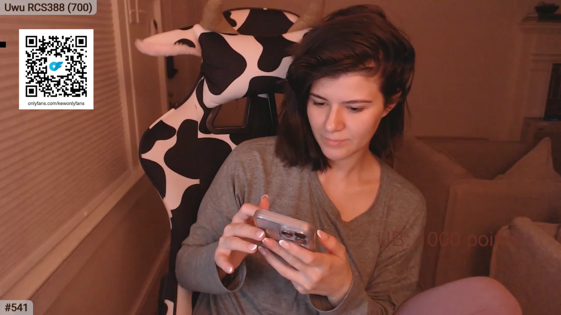 Gallery image thumbnail from AKEWYEAR777's myfreecams stream on, 03/17/2024, 04:09 image 6 of 20
