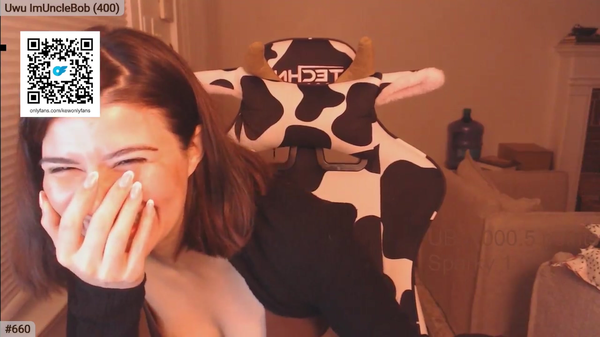 Gallery image thumbnail from AKEWYEAR777's myfreecams stream on, 03/24/2024, 04:18 image 4 of 20