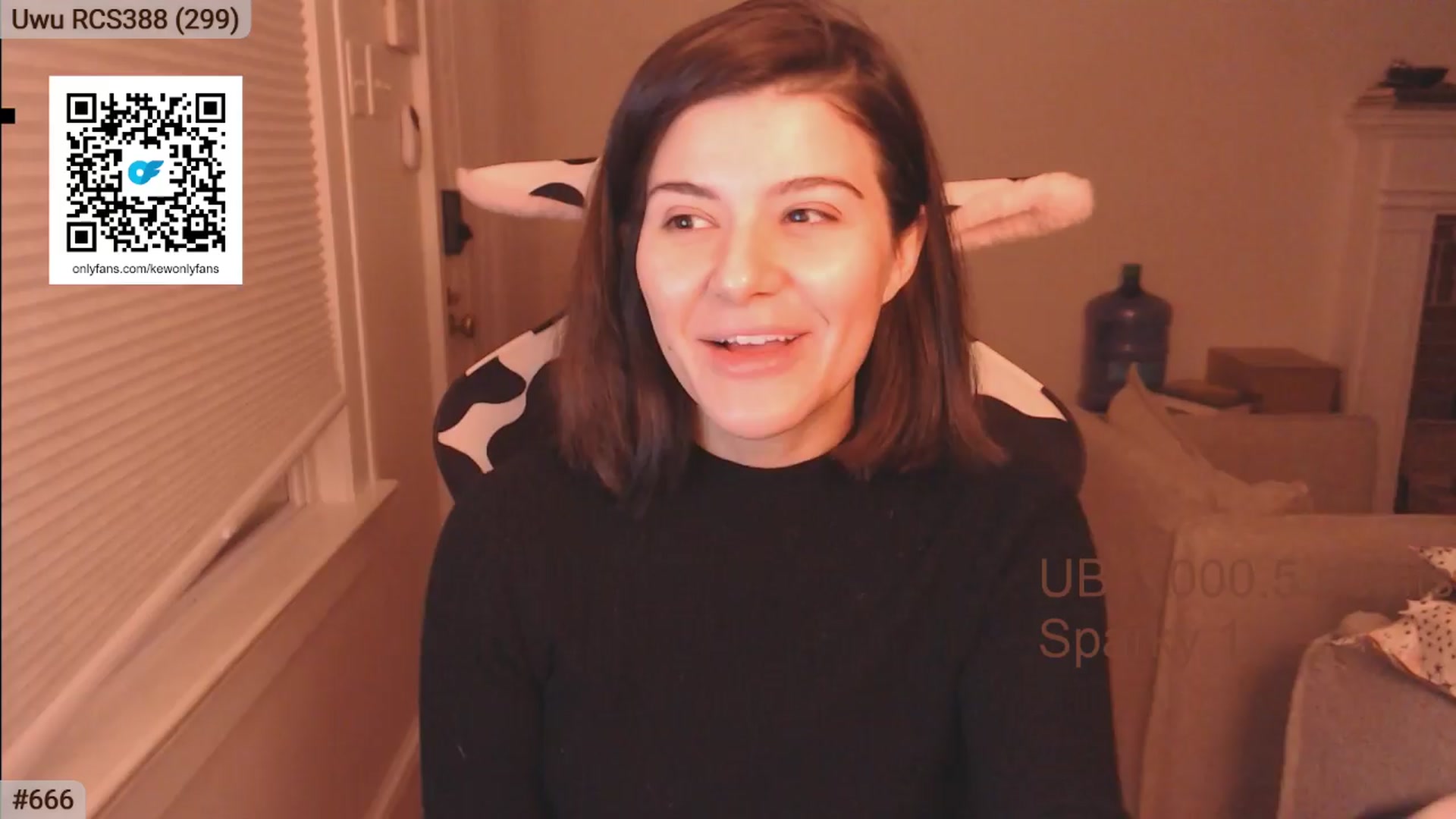 Gallery image thumbnail from AKEWYEAR777's myfreecams stream on, 03/24/2024, 04:18 image 2 of 20