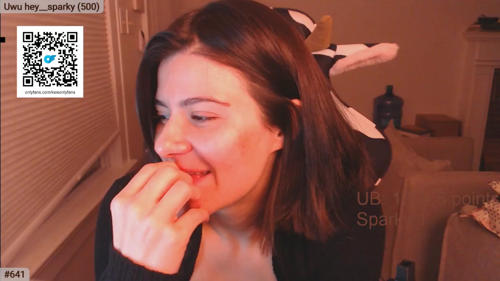 Gallery image thumbnail from AKEWYEAR777's myfreecams stream on, 03/24/2024, 04:18 image 17 of 20