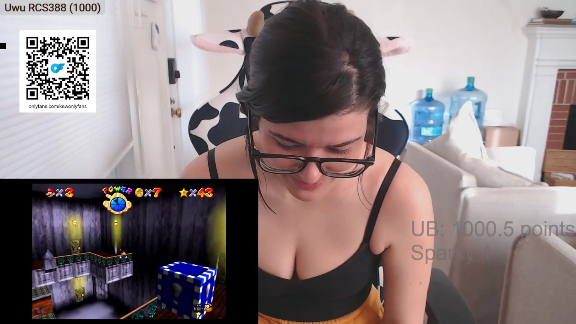 Gallery image thumbnail from AKEWYEAR777's myfreecams stream on, 03/24/2024, 22:58 image 17 of 20