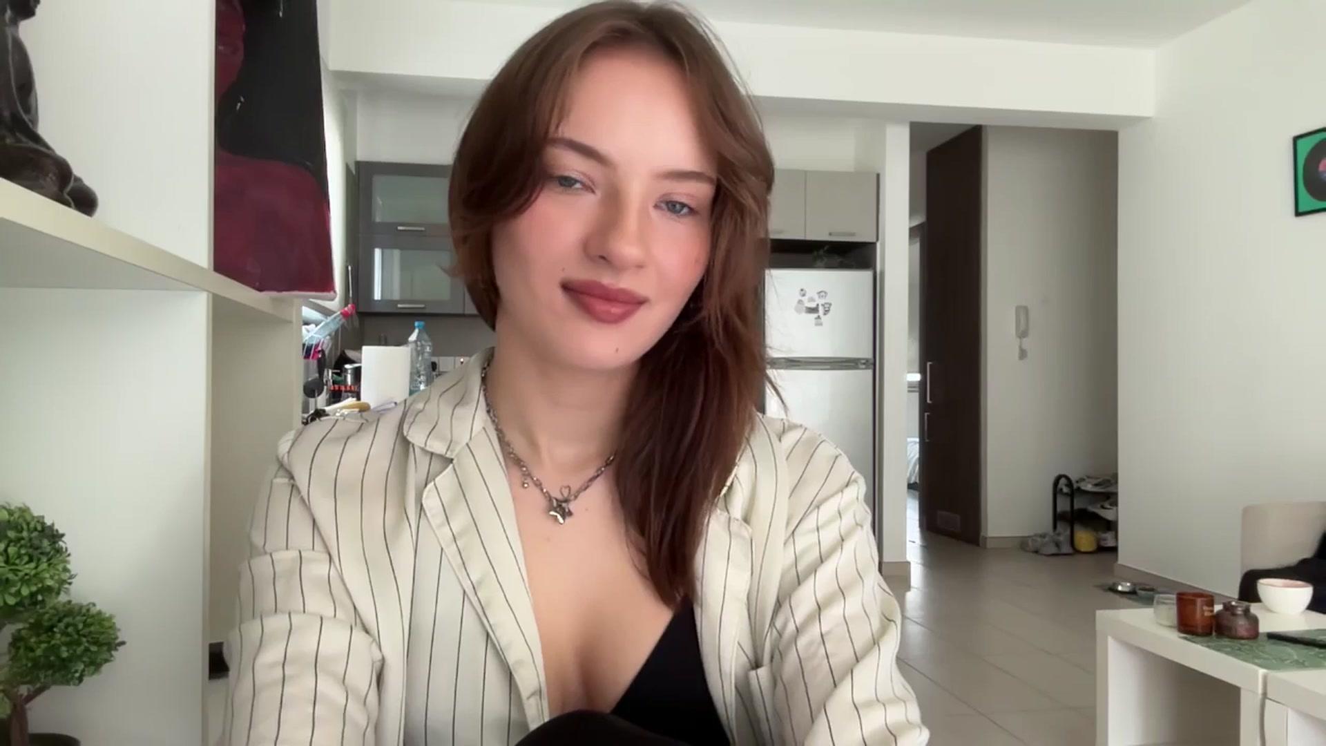 Gallery image thumbnail from AKatrin's myfreecams stream on, 11/06/2025, 13:43 image 2 of 20