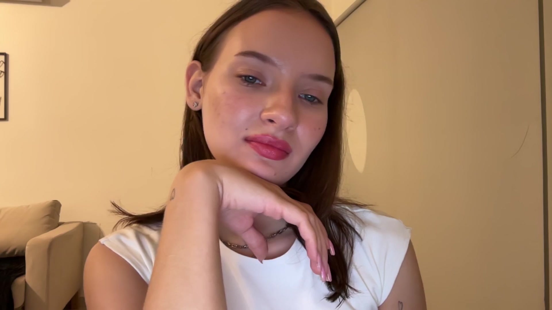Gallery image thumbnail from AKatrin's myfreecams stream on, 11/12/2025, 16:10 image 9 of 20