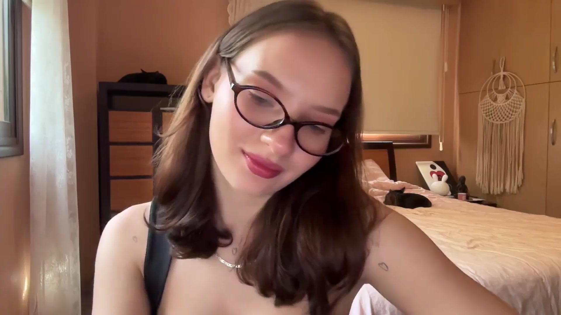 Gallery image thumbnail from AKatrin's myfreecams stream on, 12/08/2025, 13:29 image 8 of 20