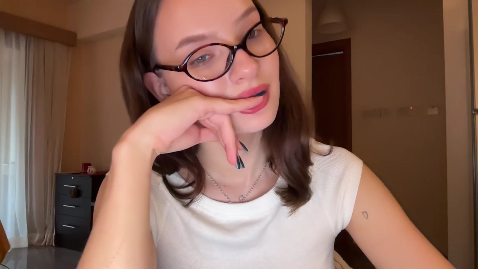 Gallery image thumbnail from AKatrin's myfreecams stream on, 12/15/2025, 14:40 image 5 of 20