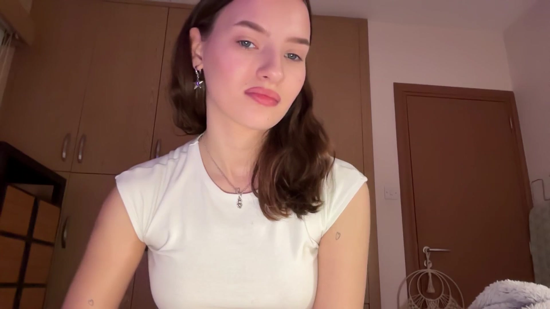 Gallery image thumbnail from AKatrin's myfreecams stream on, 01/03/2026, 20:03 image 11 of 20