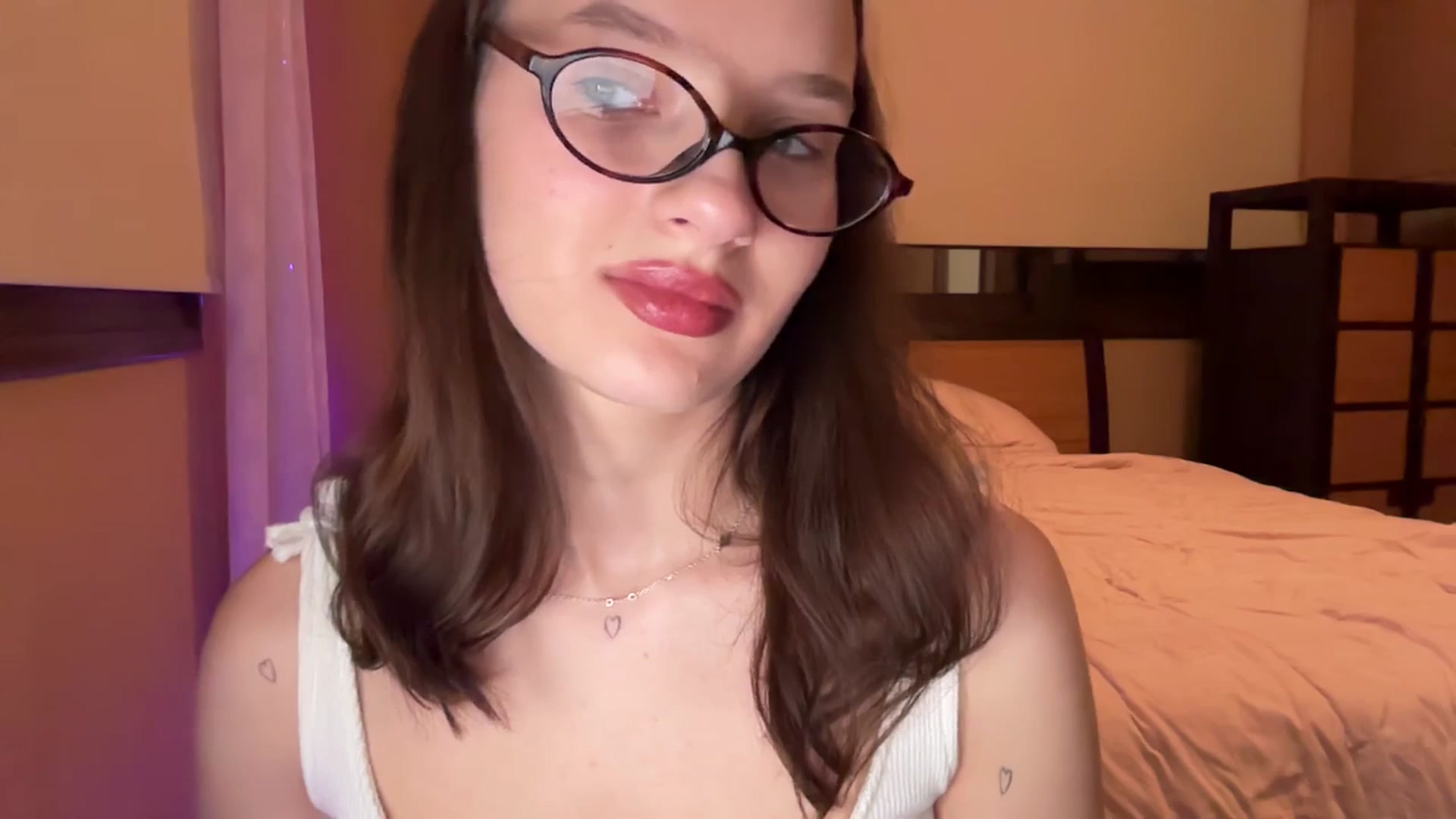 Gallery image thumbnail from AKatrin's myfreecams stream on, 01/08/2026, 17:27 image 12 of 20