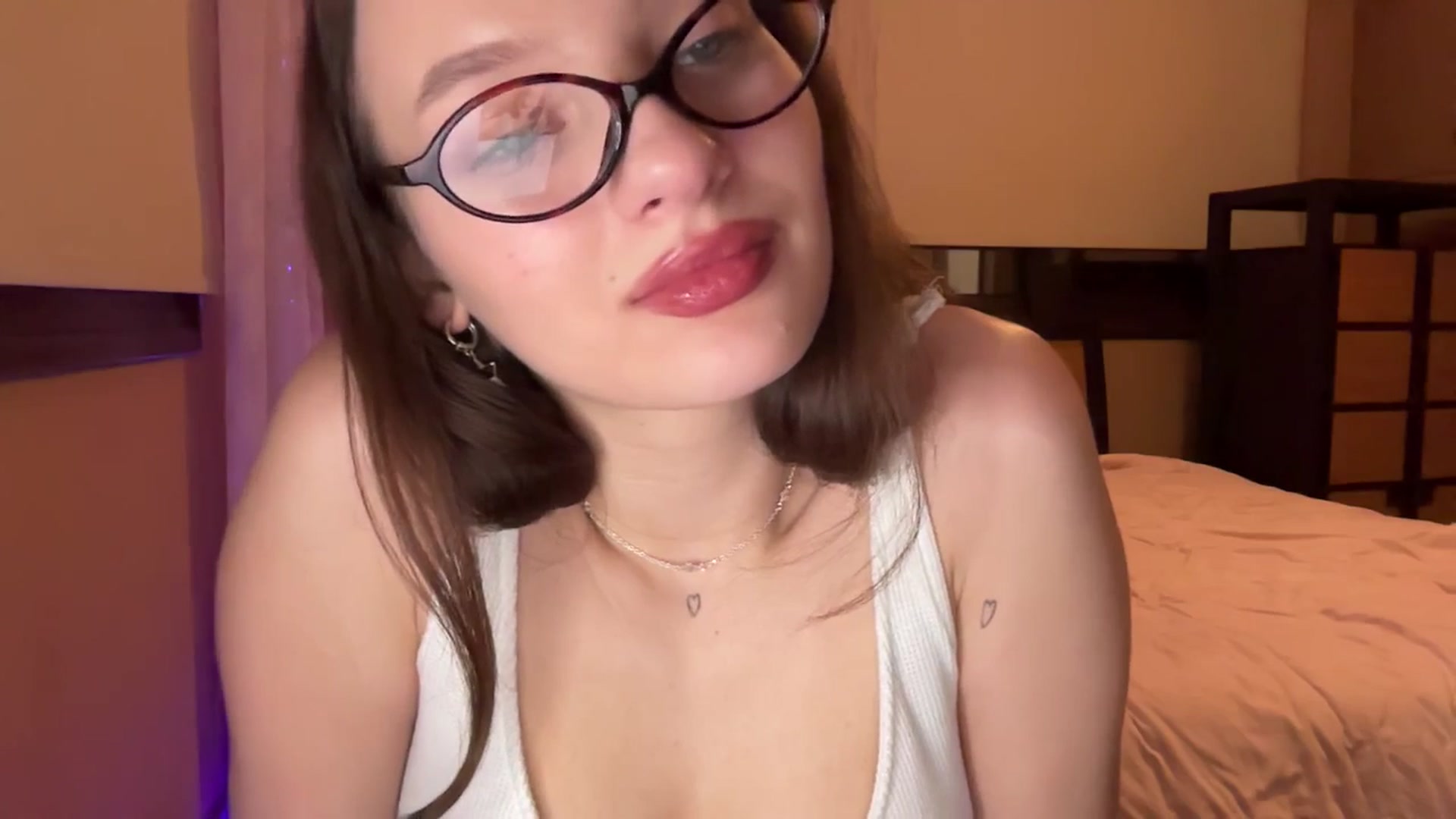 Gallery image thumbnail from AKatrin's myfreecams stream on, 01/08/2026, 17:27 image 20 of 20