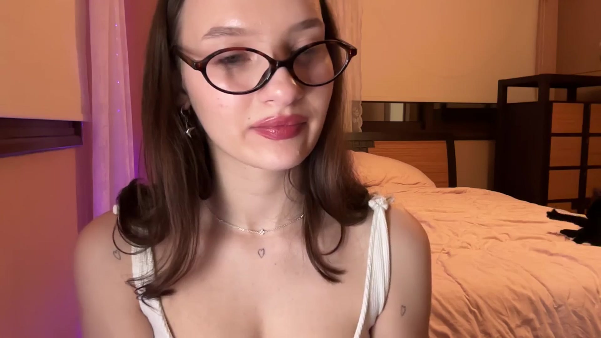 Gallery image thumbnail from AKatrin's myfreecams stream on, 01/08/2026, 17:44 image 13 of 20