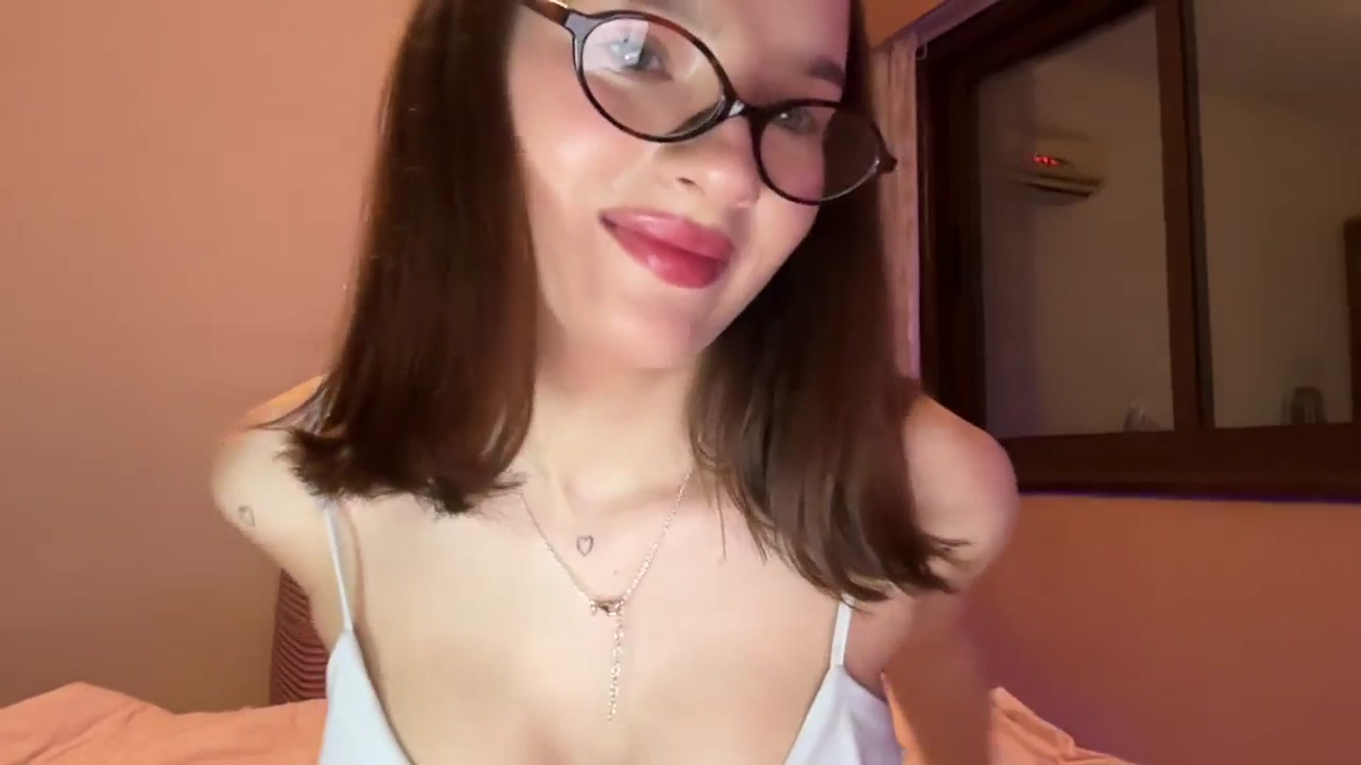 Gallery image thumbnail from AKatrin's myfreecams stream on, 01/14/2026, 16:14 image 7 of 20