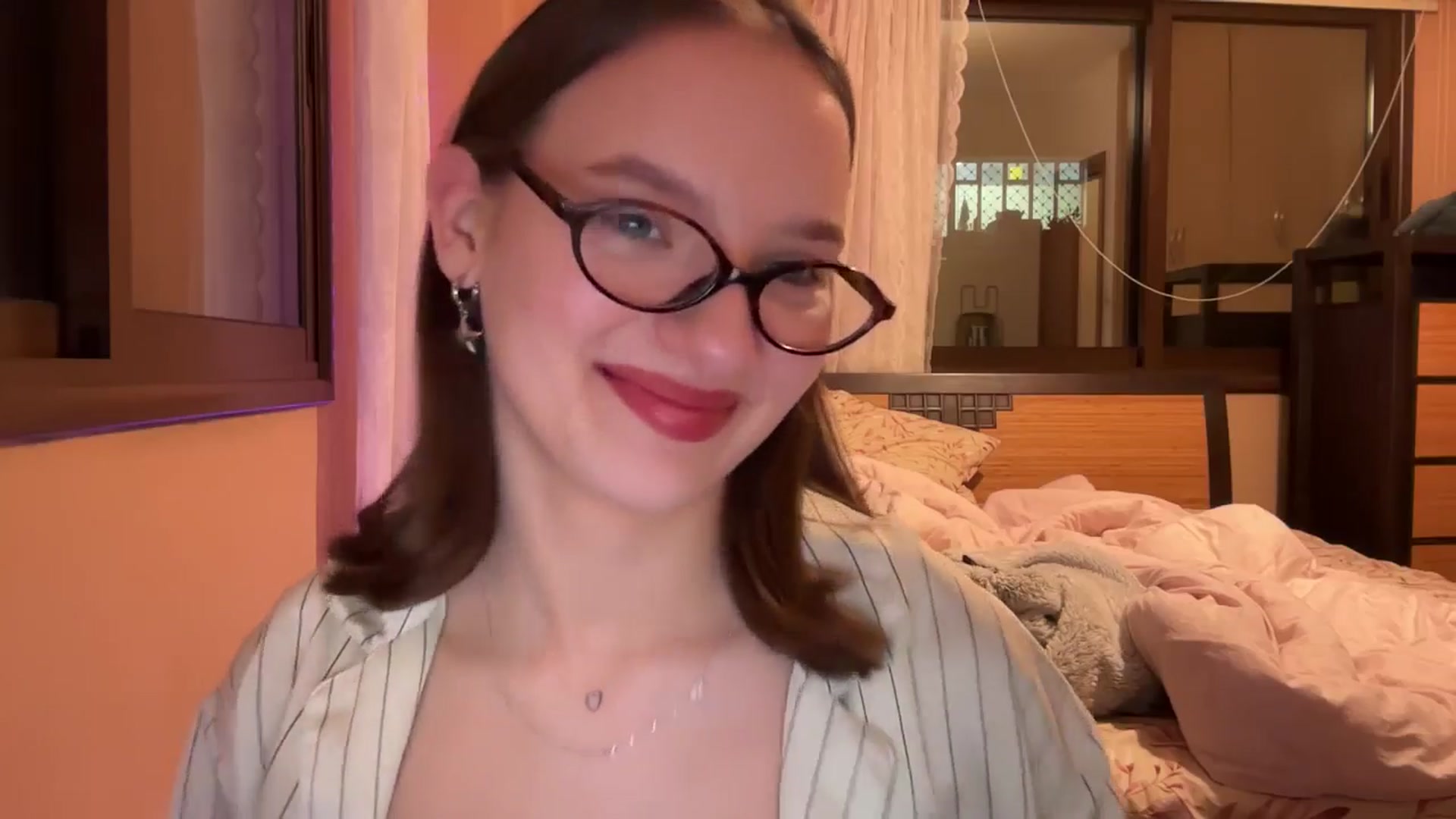 Gallery image thumbnail from AKatrin's myfreecams stream on, 01/21/2026, 17:12 image 6 of 20