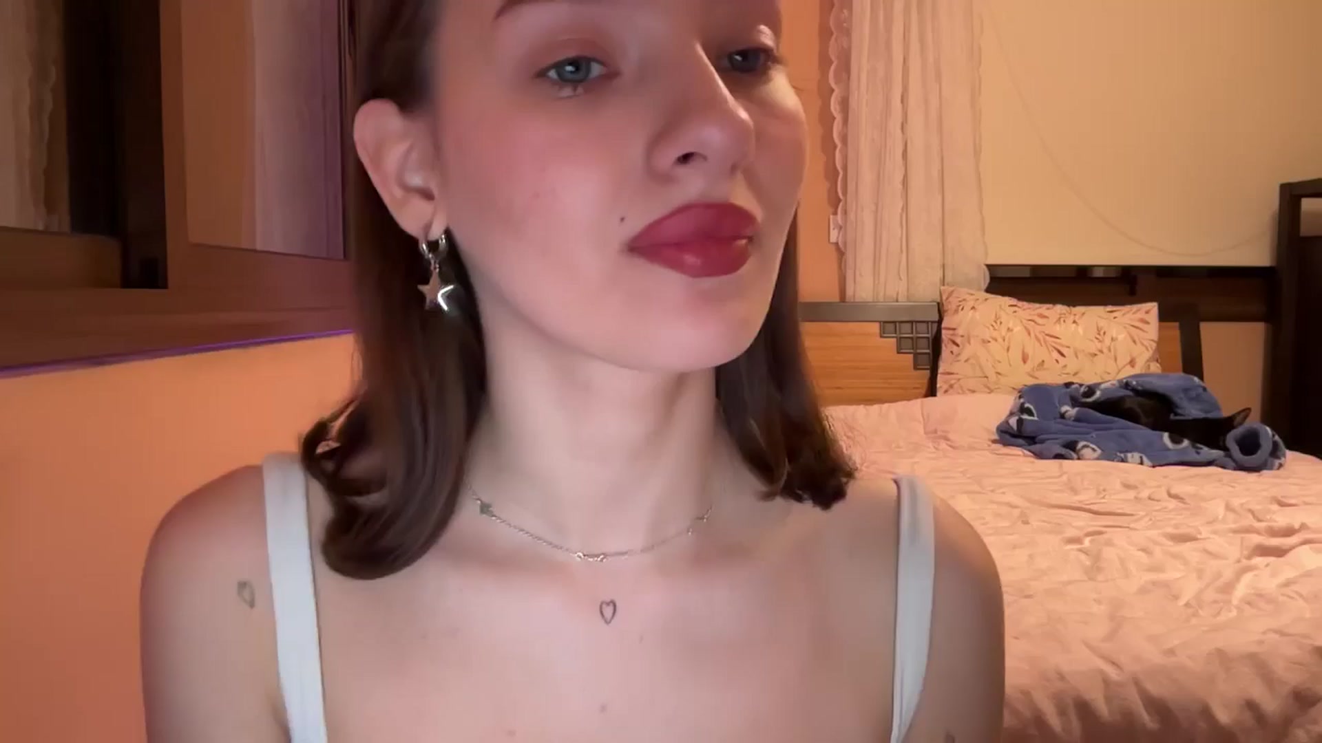 Gallery image thumbnail from AKatrin's myfreecams stream on, 01/23/2026, 16:56 image 11 of 20