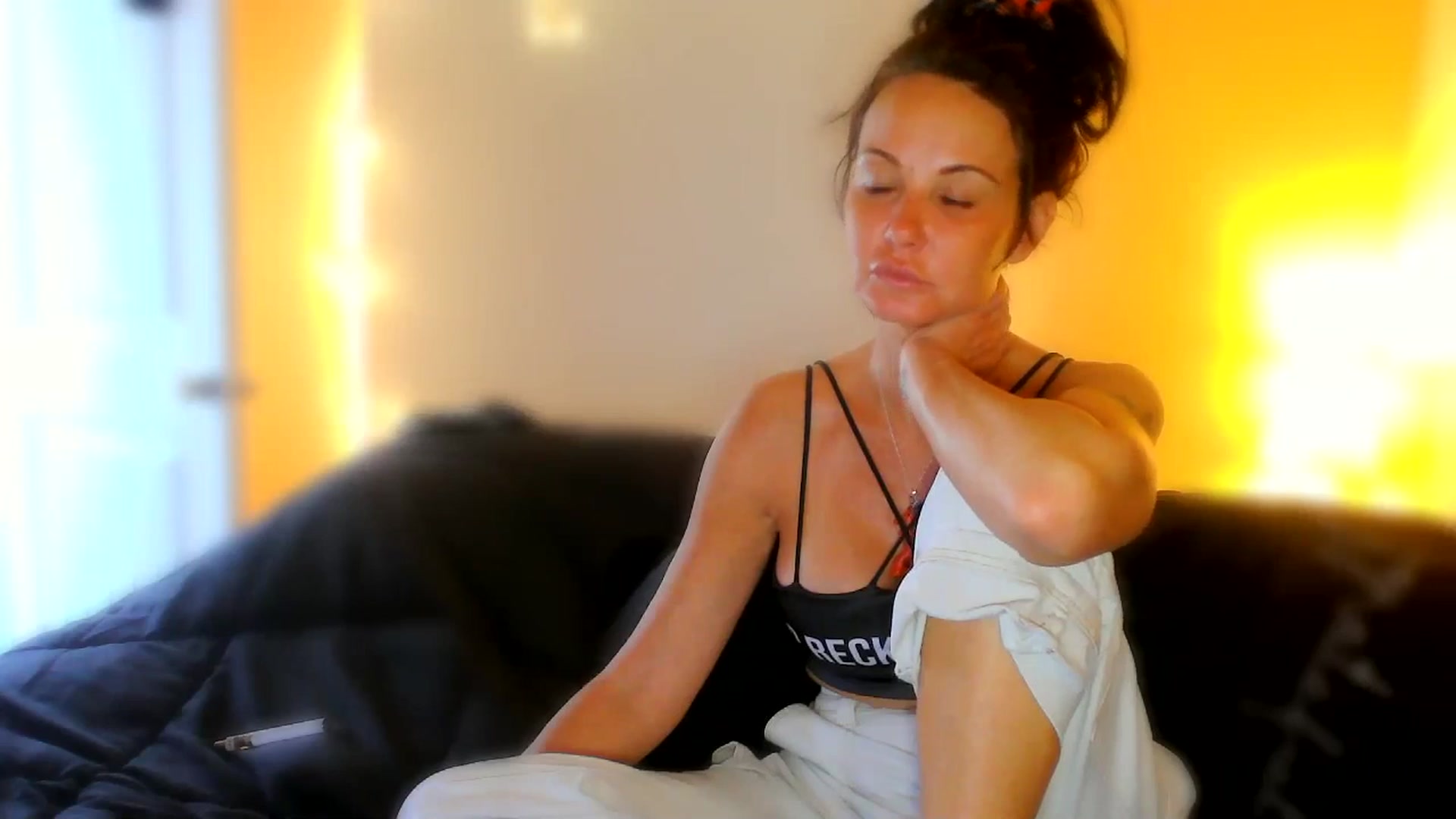 Gallery image thumbnail from ALABAMABACK's myfreecams stream on, 12/27/2024, 21:22 image 5 of 20