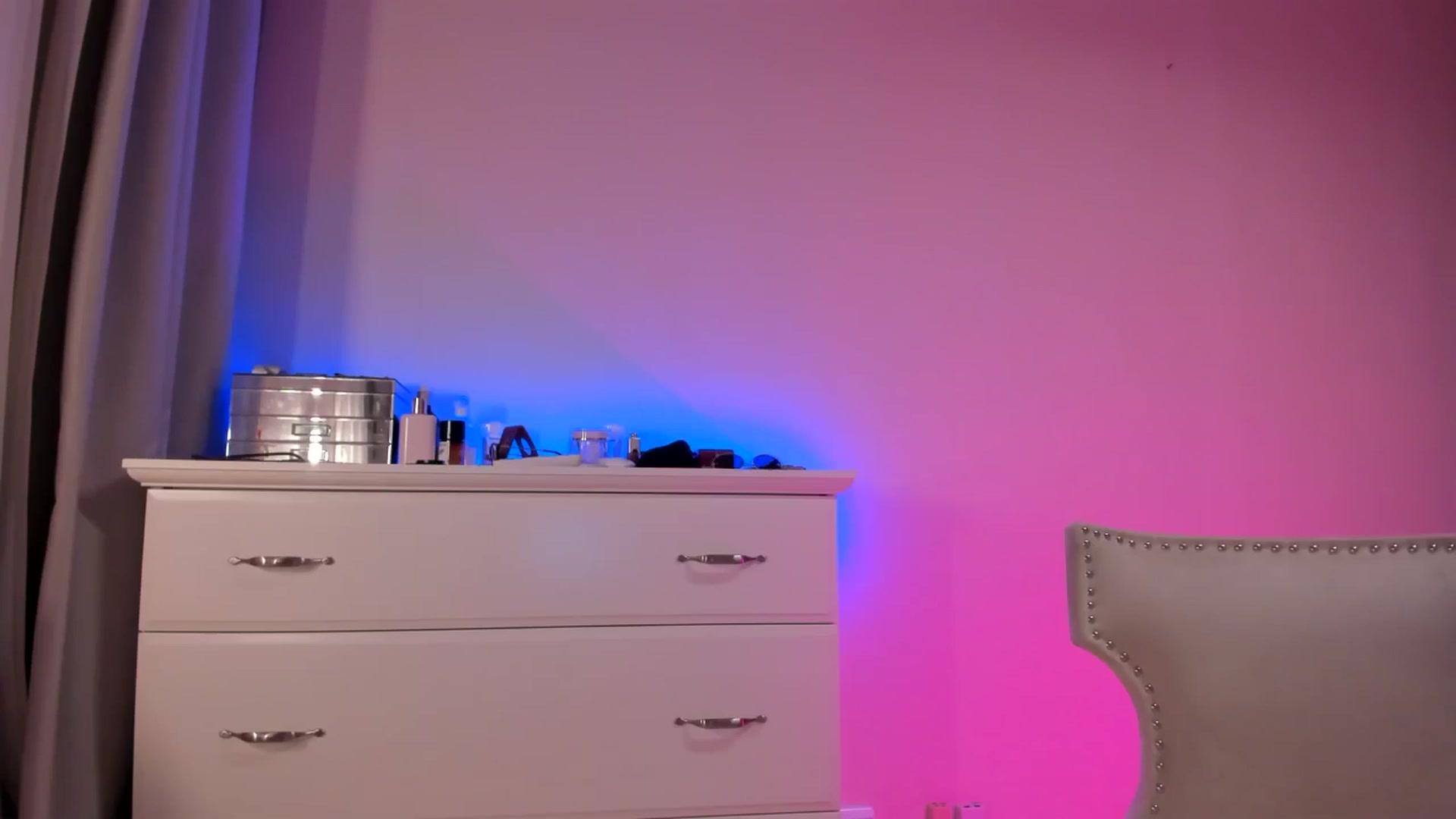 Gallery image thumbnail from ALLYsweet_'s myfreecams stream on, 06/10/2025, 23:13 image 1 of 20