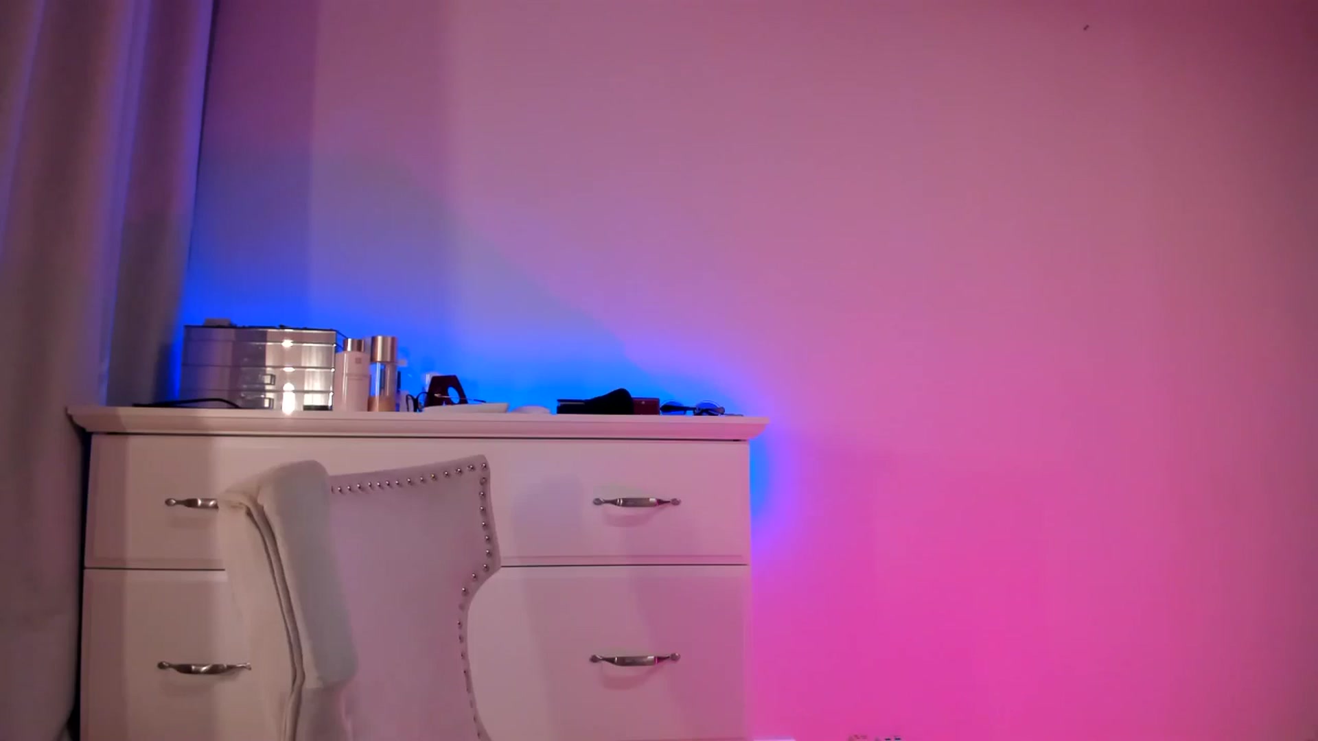 Gallery image thumbnail from ALLYsweet_'s myfreecams stream on, 06/11/2025, 23:52 image 2 of 20