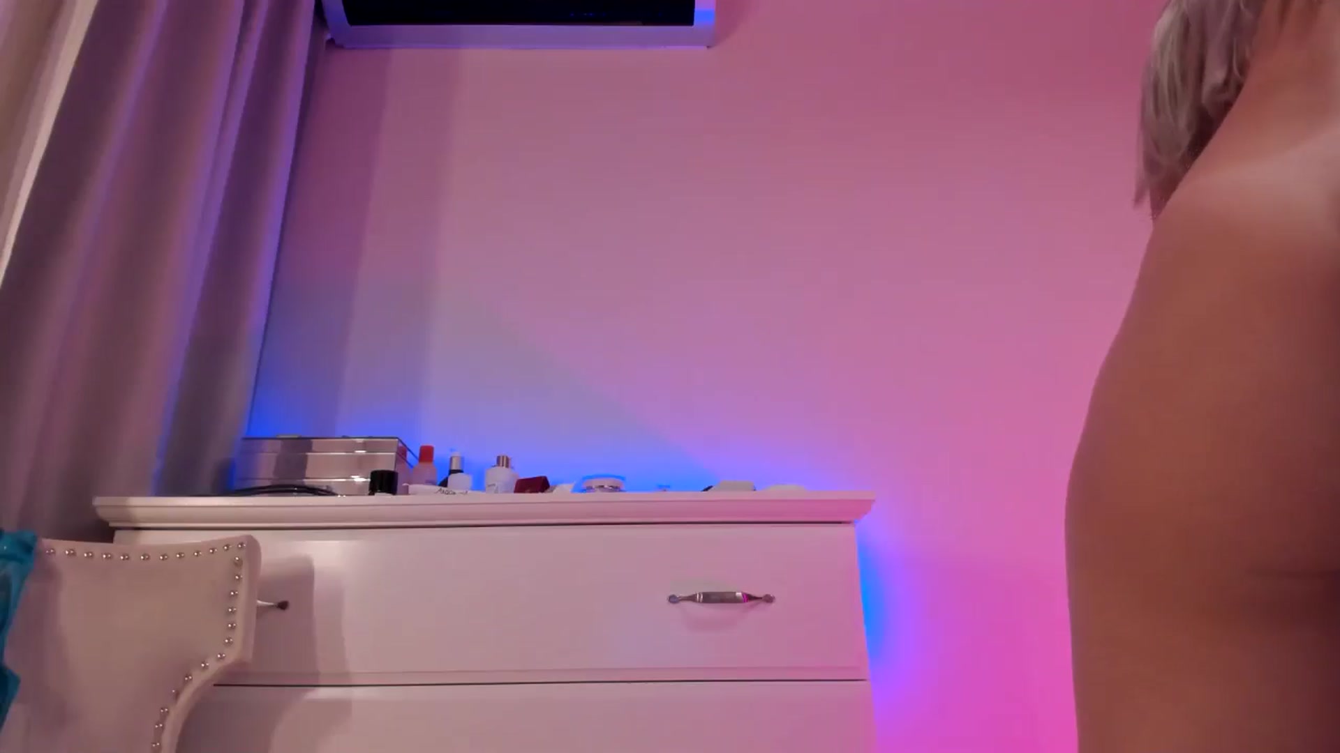 Gallery image thumbnail from ALLYsweet_'s myfreecams stream on, 06/28/2025, 23:49 image 3 of 20