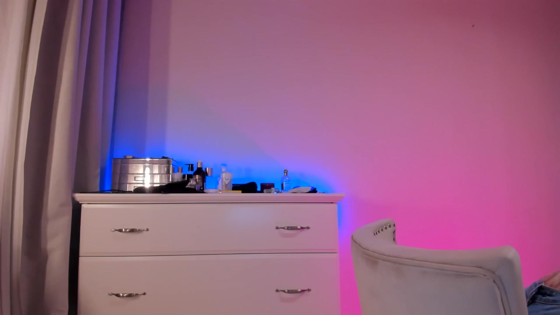 Gallery image thumbnail from ALLYsweet_'s myfreecams stream on, 07/05/2025, 22:02 image 3 of 20