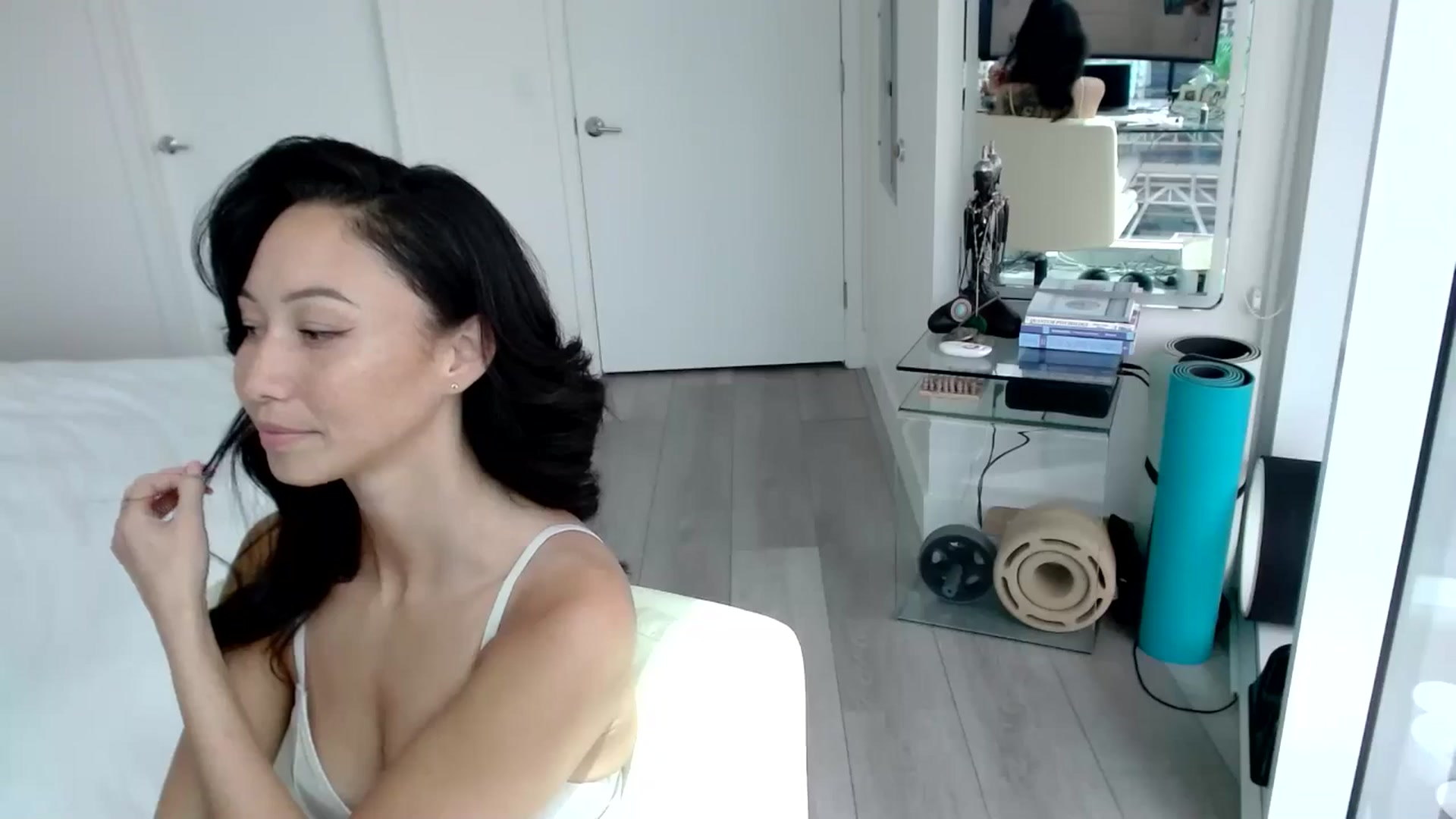 Gallery image thumbnail from ALL_MinnieB00's myfreecams stream on, 06/28/2024, 22:02 image 6 of 20