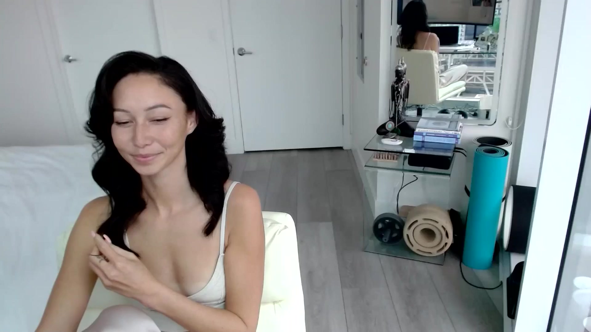 Gallery image thumbnail from ALL_MinnieB00's myfreecams stream on, 06/28/2024, 22:02 image 1 of 20