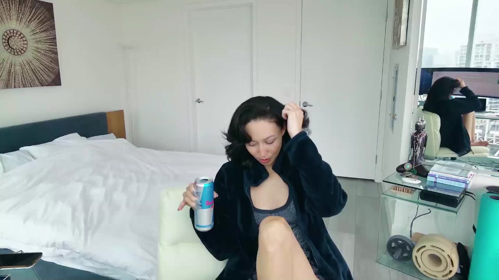 Gallery image thumbnail from ALL_MinnieB00's myfreecams stream on, 07/10/2024, 19:17 image 1 of 20