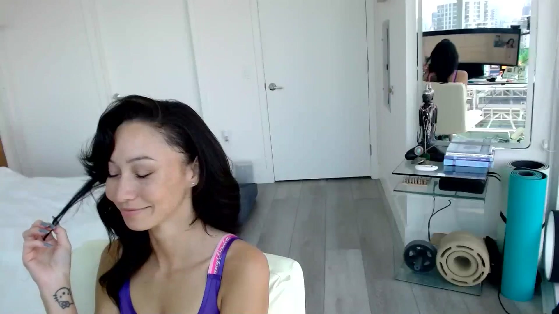 Gallery image thumbnail from ALL_MinnieB00's myfreecams stream on, 07/10/2024, 21:34 image 7 of 20