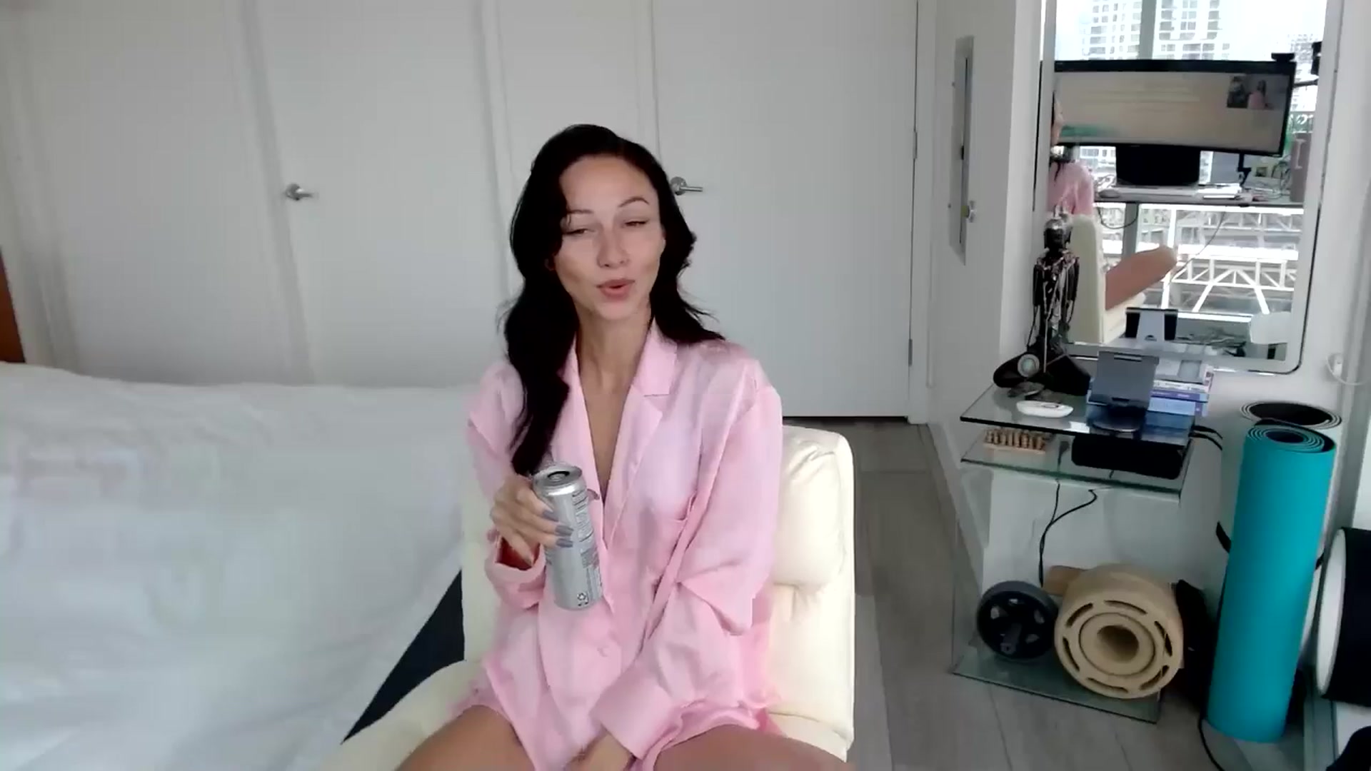 Gallery image thumbnail from ALL_MinnieB00's myfreecams stream on, 07/11/2024, 18:12 image 3 of 20