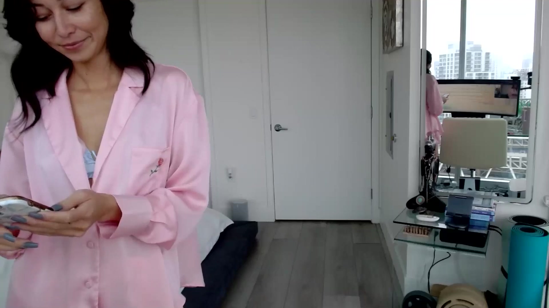 Gallery image thumbnail from ALL_MinnieB00's myfreecams stream on, 07/11/2024, 18:12 image 6 of 20