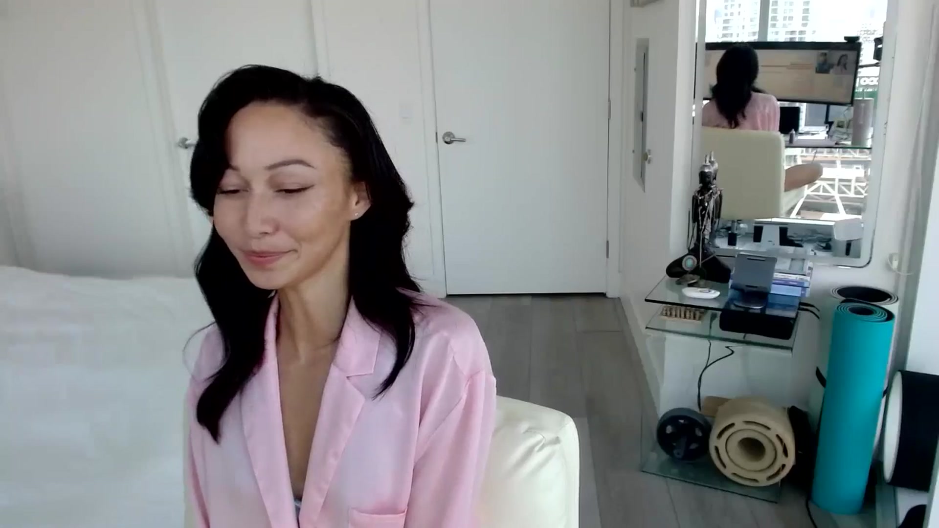 Gallery image thumbnail from ALL_MinnieB00's myfreecams stream on, 07/11/2024, 19:13 image 10 of 20