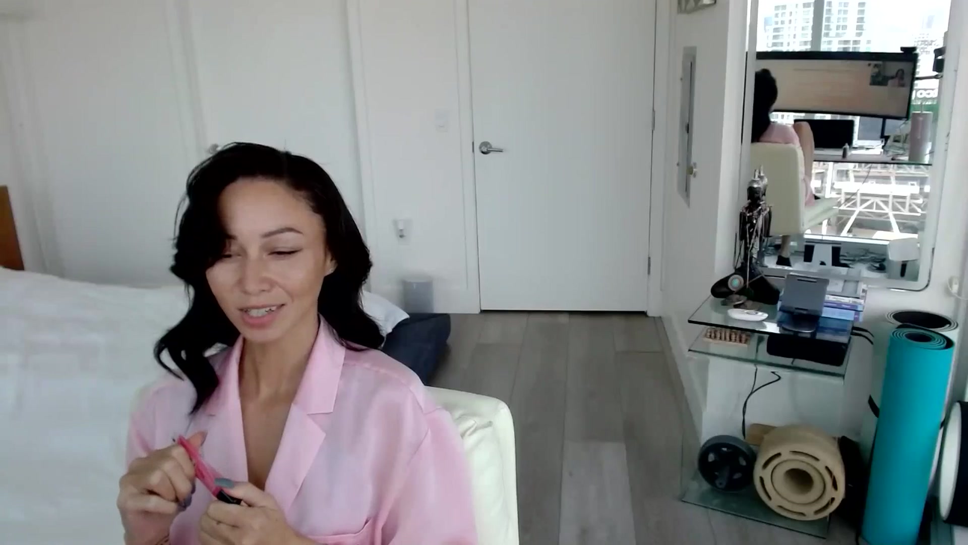 Gallery image thumbnail from ALL_MinnieB00's myfreecams stream on, 07/11/2024, 19:13 image 7 of 20
