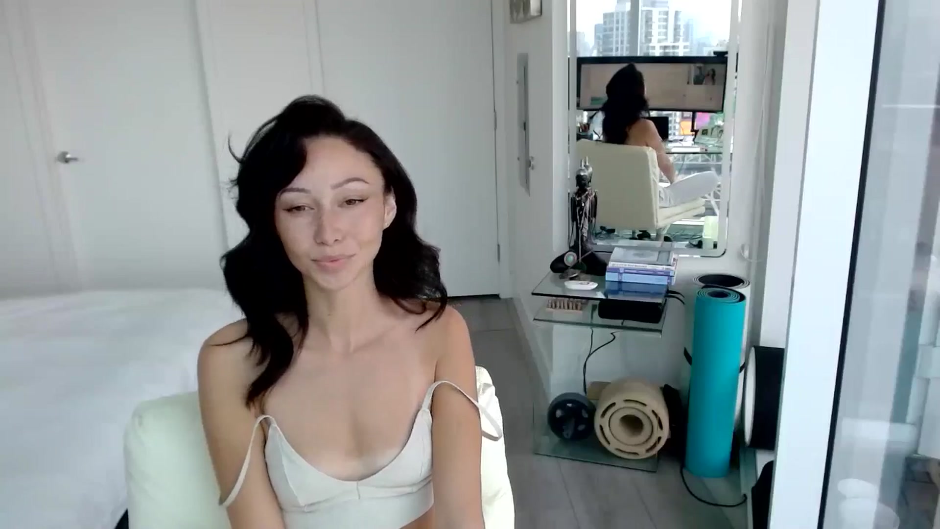 Gallery image thumbnail from ALL_MinnieB00's myfreecams stream on, 07/12/2024, 21:27 image 12 of 20