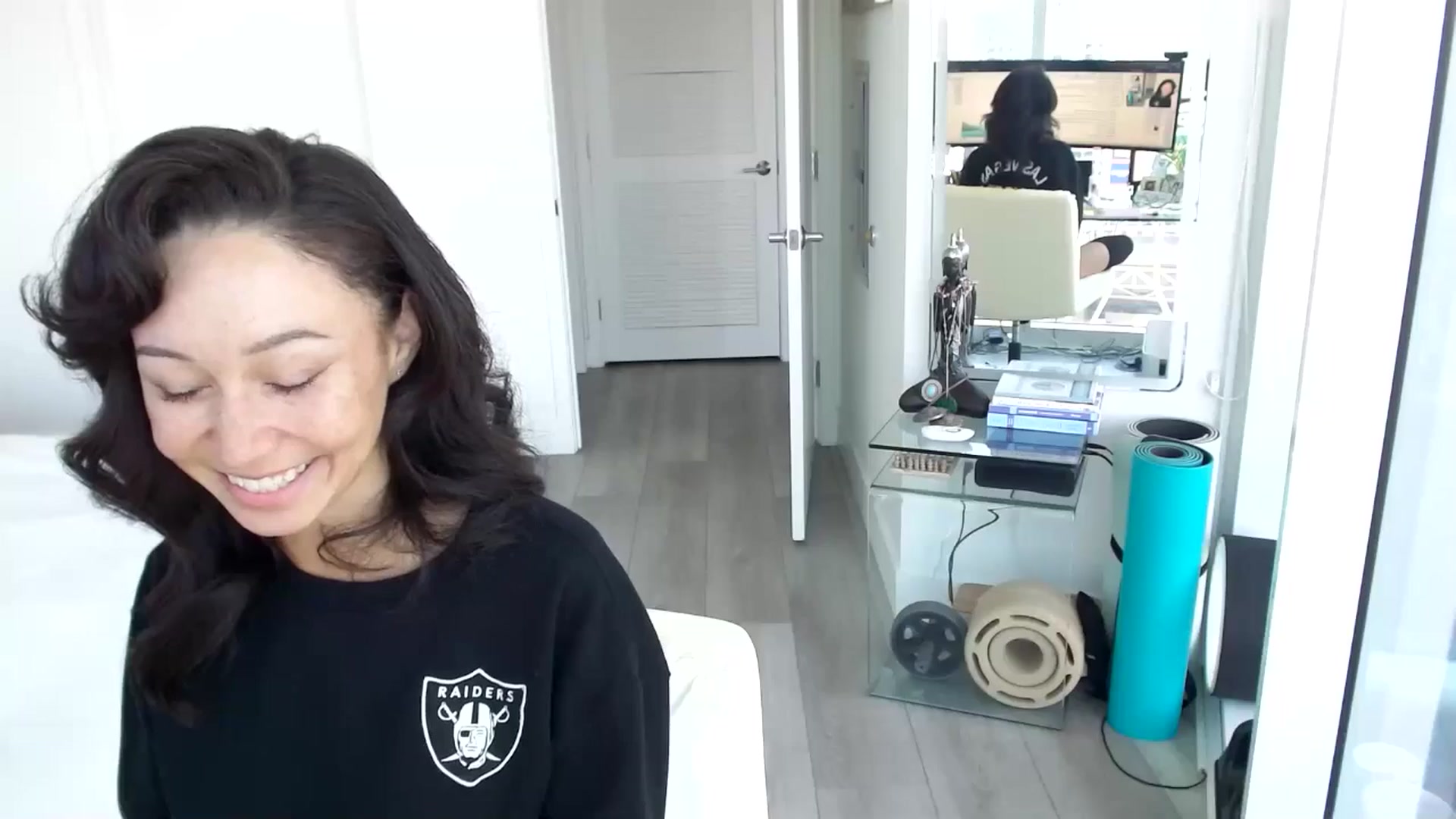 Gallery image thumbnail from ALL_MinnieB00's myfreecams stream on, 07/13/2024, 21:01 image 11 of 20