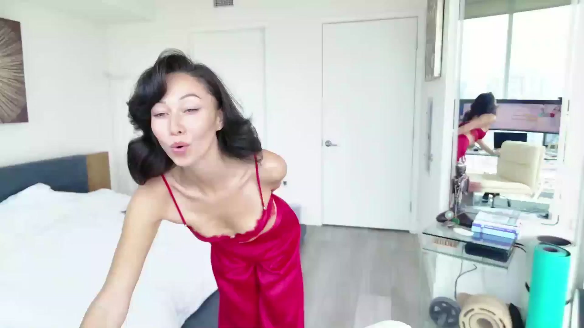 Gallery image thumbnail from ALL_MinnieB00's myfreecams stream on, 07/17/2024, 19:26 image 13 of 20