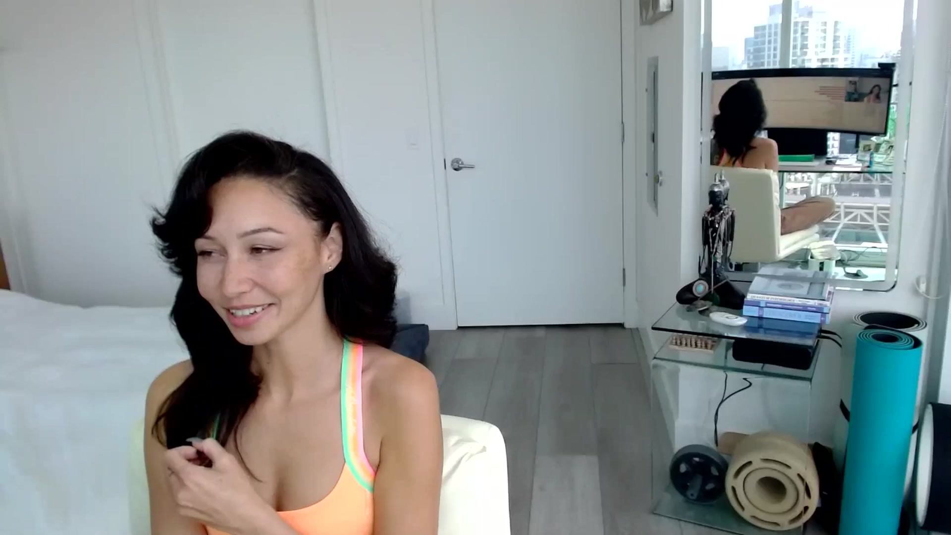 Gallery image thumbnail from ALL_MinnieB00's myfreecams stream on, 07/19/2024, 22:28 image 6 of 20