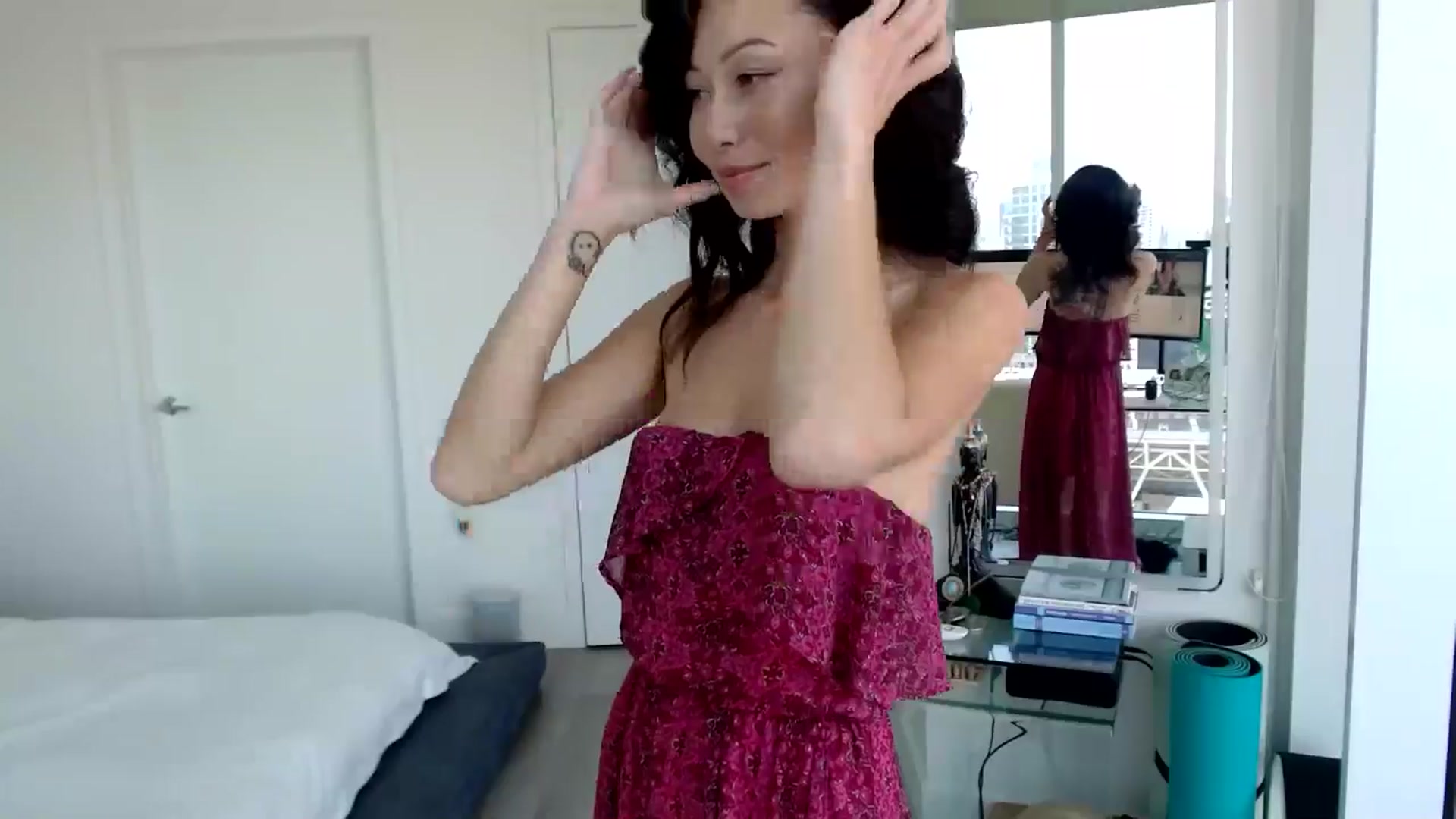 Gallery image thumbnail from ALL_MinnieB00's myfreecams stream on, 07/26/2024, 20:27 image 10 of 20