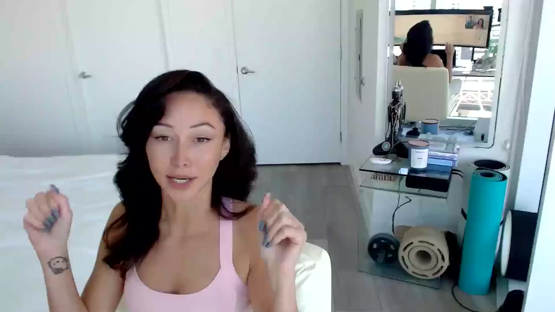 Gallery image thumbnail from ALL_MinnieB00's myfreecams stream on, 07/30/2024, 19:19 image 16 of 20