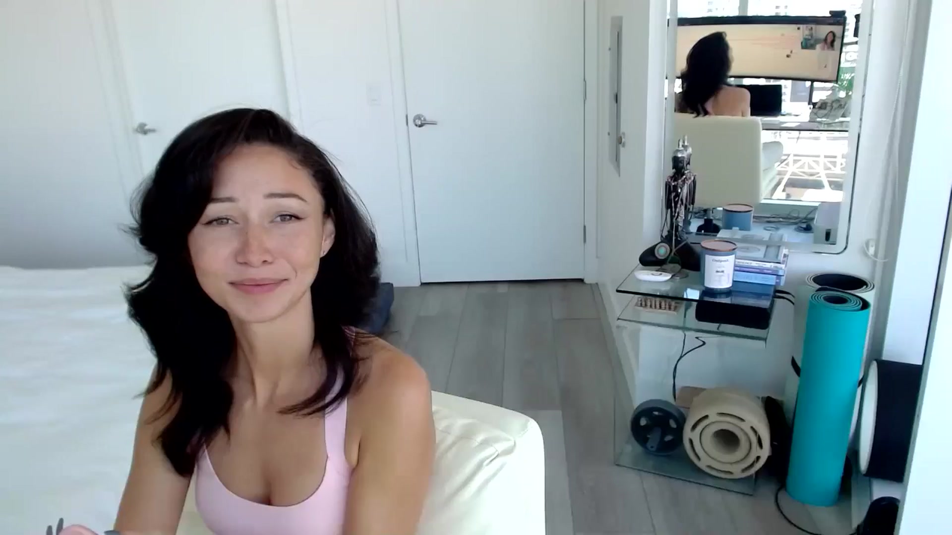 Gallery image thumbnail from ALL_MinnieB00's myfreecams stream on, 07/30/2024, 19:19 image 19 of 20