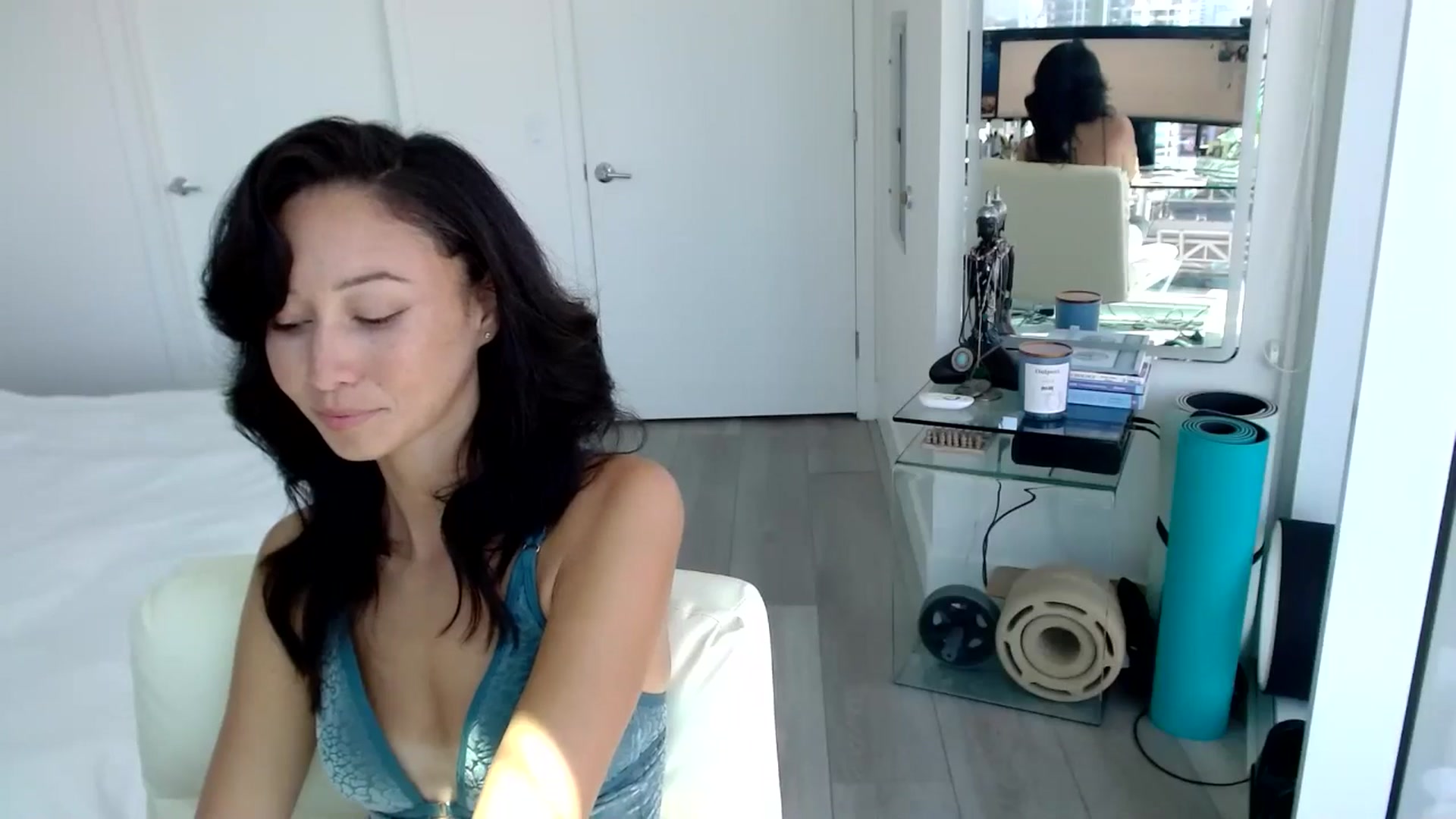 Gallery image thumbnail from ALL_MinnieB00's myfreecams stream on, 08/03/2024, 21:26 image 16 of 20