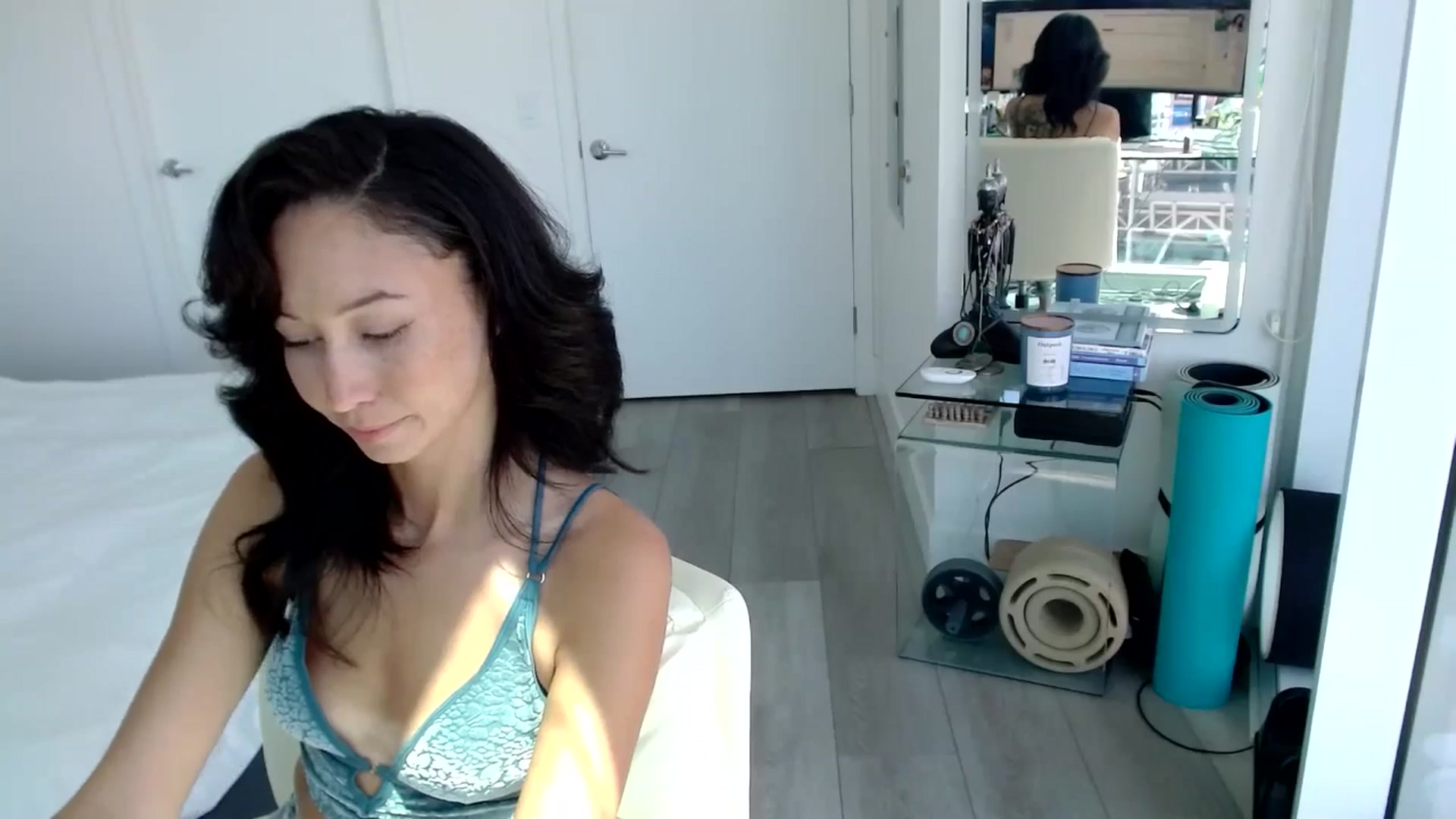 Gallery image thumbnail from ALL_MinnieB00's myfreecams stream on, 08/03/2024, 21:46 image 6 of 20