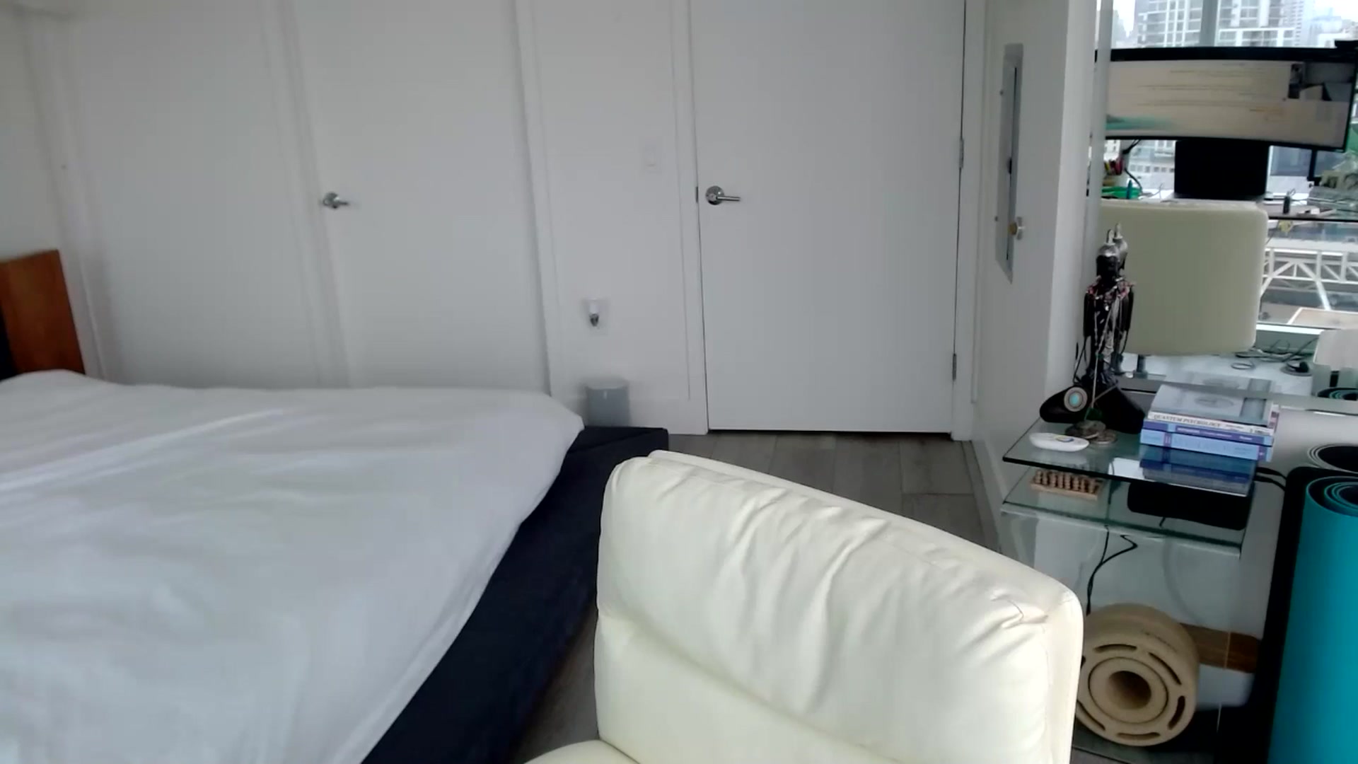 Gallery image thumbnail from ALL_MinnieB00's myfreecams stream on, 08/07/2024, 20:05 image 5 of 20