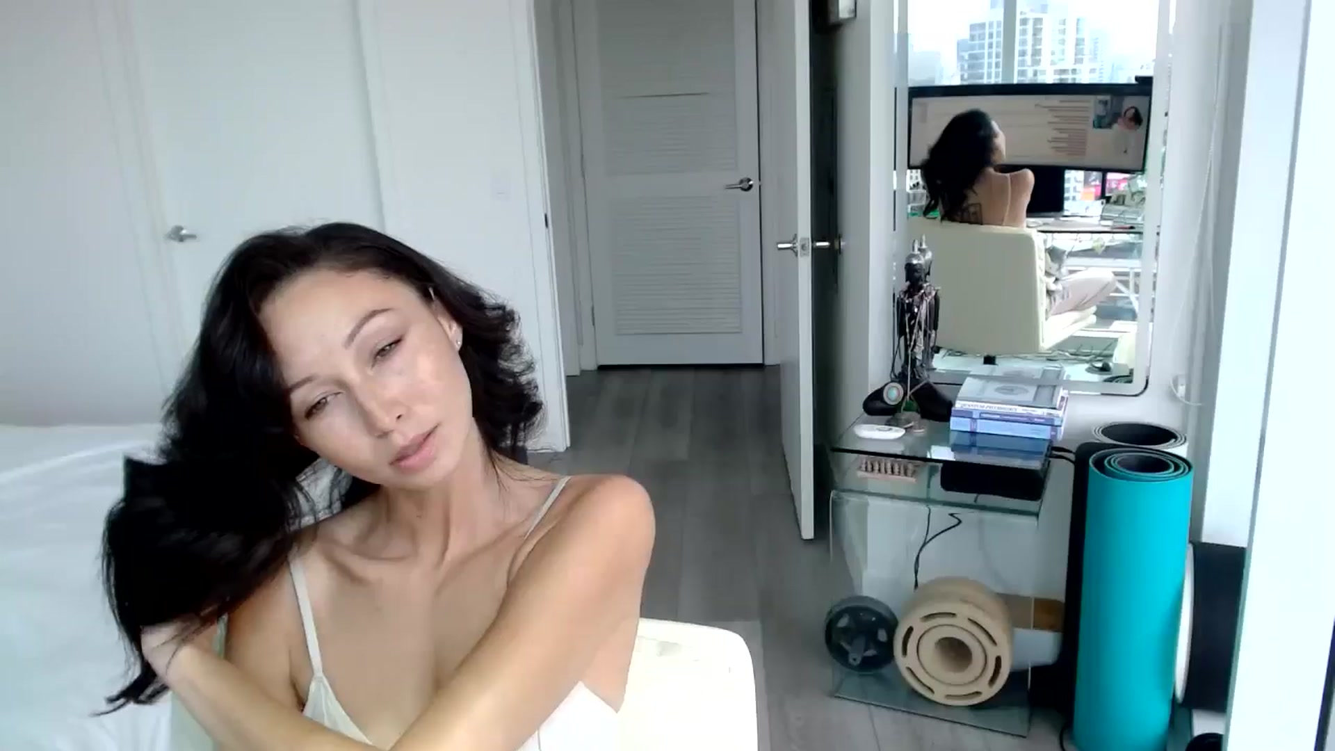 Gallery image thumbnail from ALL_MinnieB00's myfreecams stream on, 08/07/2024, 21:34 image 20 of 20
