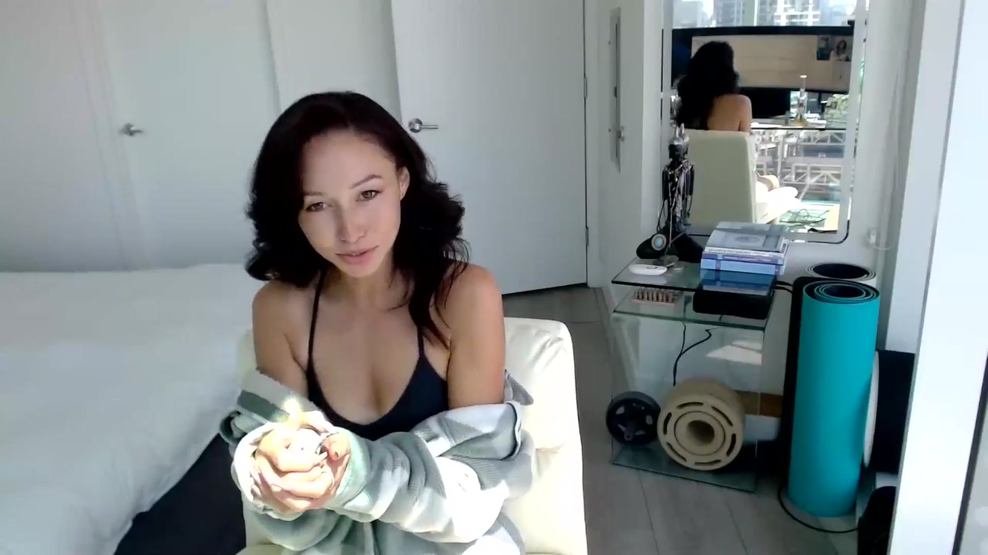 Gallery image thumbnail from ALL_MinnieB00's myfreecams stream on, 08/08/2024, 22:46 image 12 of 20
