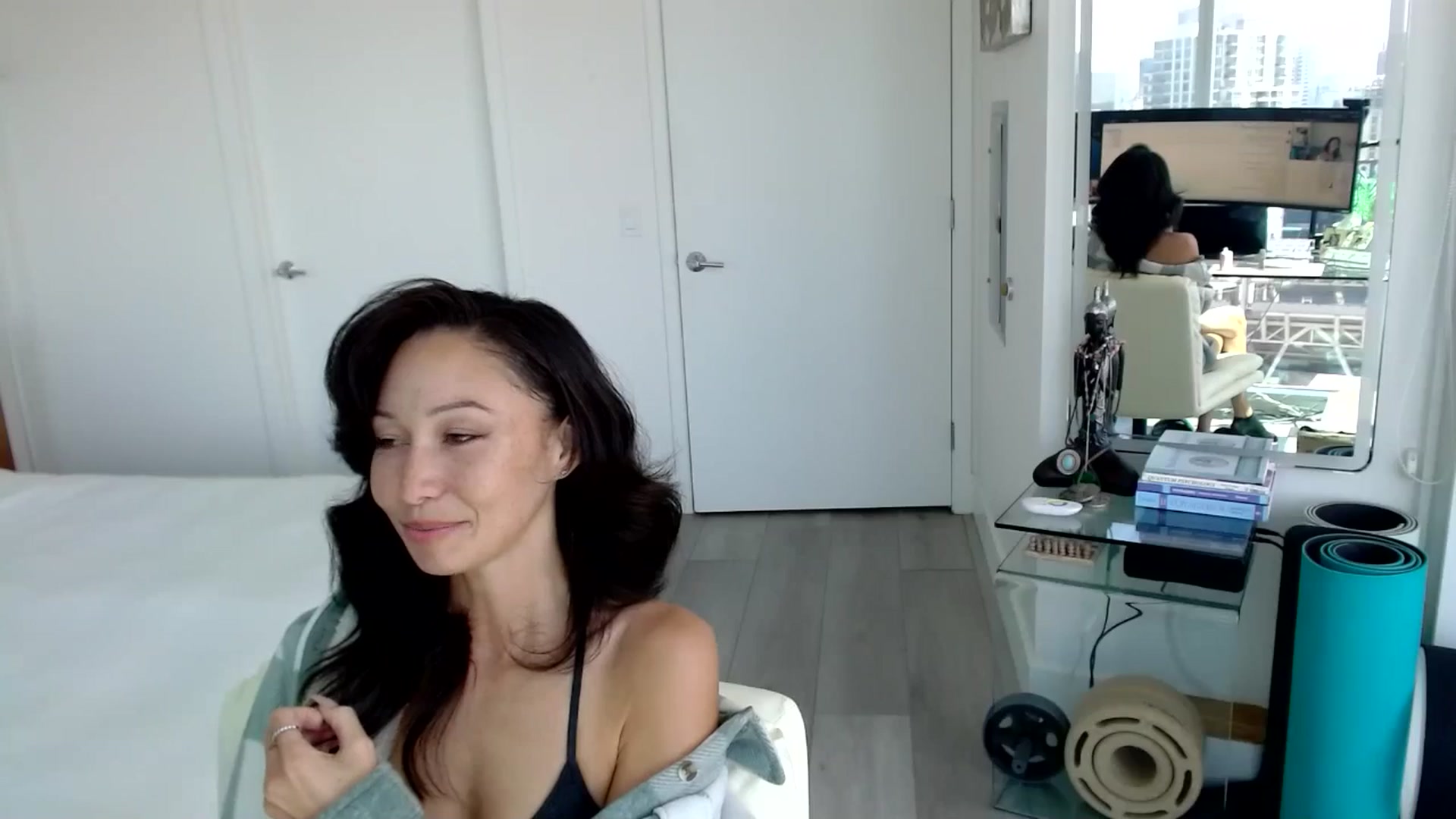 Gallery image thumbnail from ALL_MinnieB00's myfreecams stream on, 08/08/2024, 22:46 image 4 of 20
