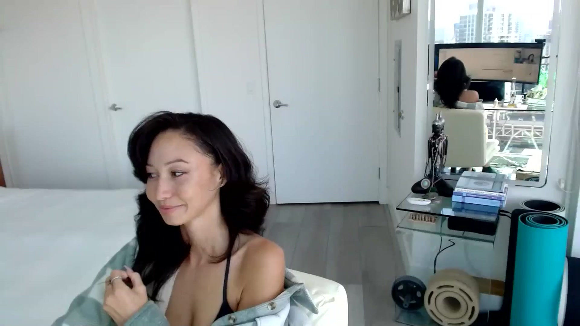 Gallery image thumbnail from ALL_MinnieB00's myfreecams stream on, 08/08/2024, 22:46 image 5 of 20