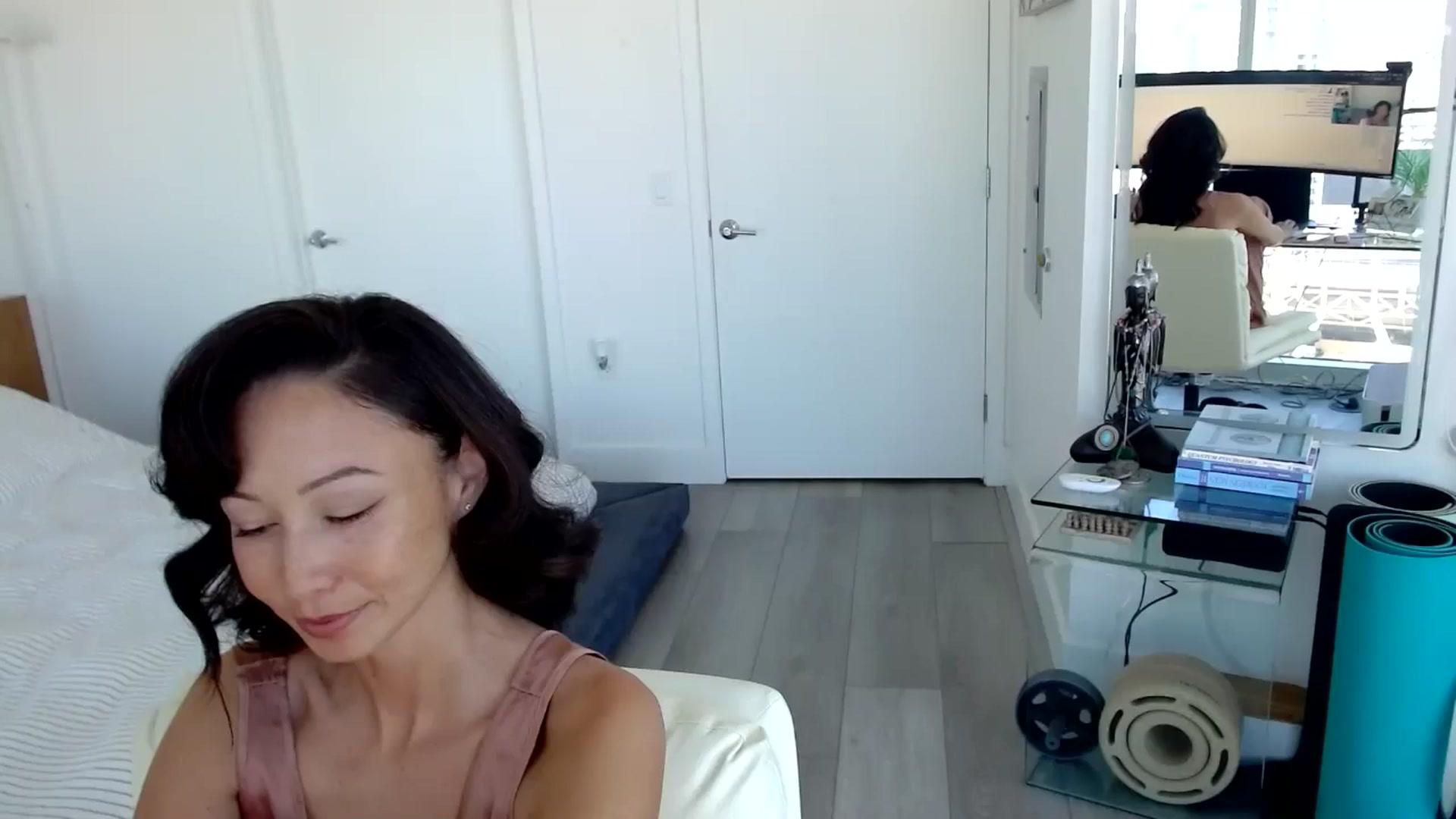 Gallery image thumbnail from ALL_MinnieB00's myfreecams stream on, 08/13/2024, 18:47 image 1 of 20